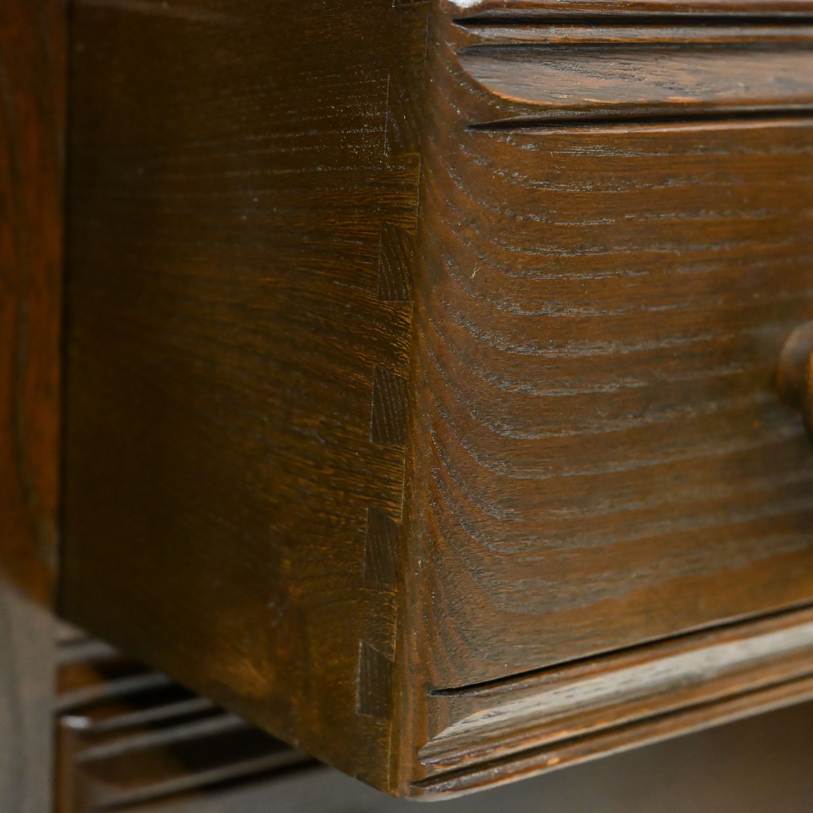 Ercol Dresser 4 Drawers And Shelved Top Dark Finish Free Uk Delivery photo buy