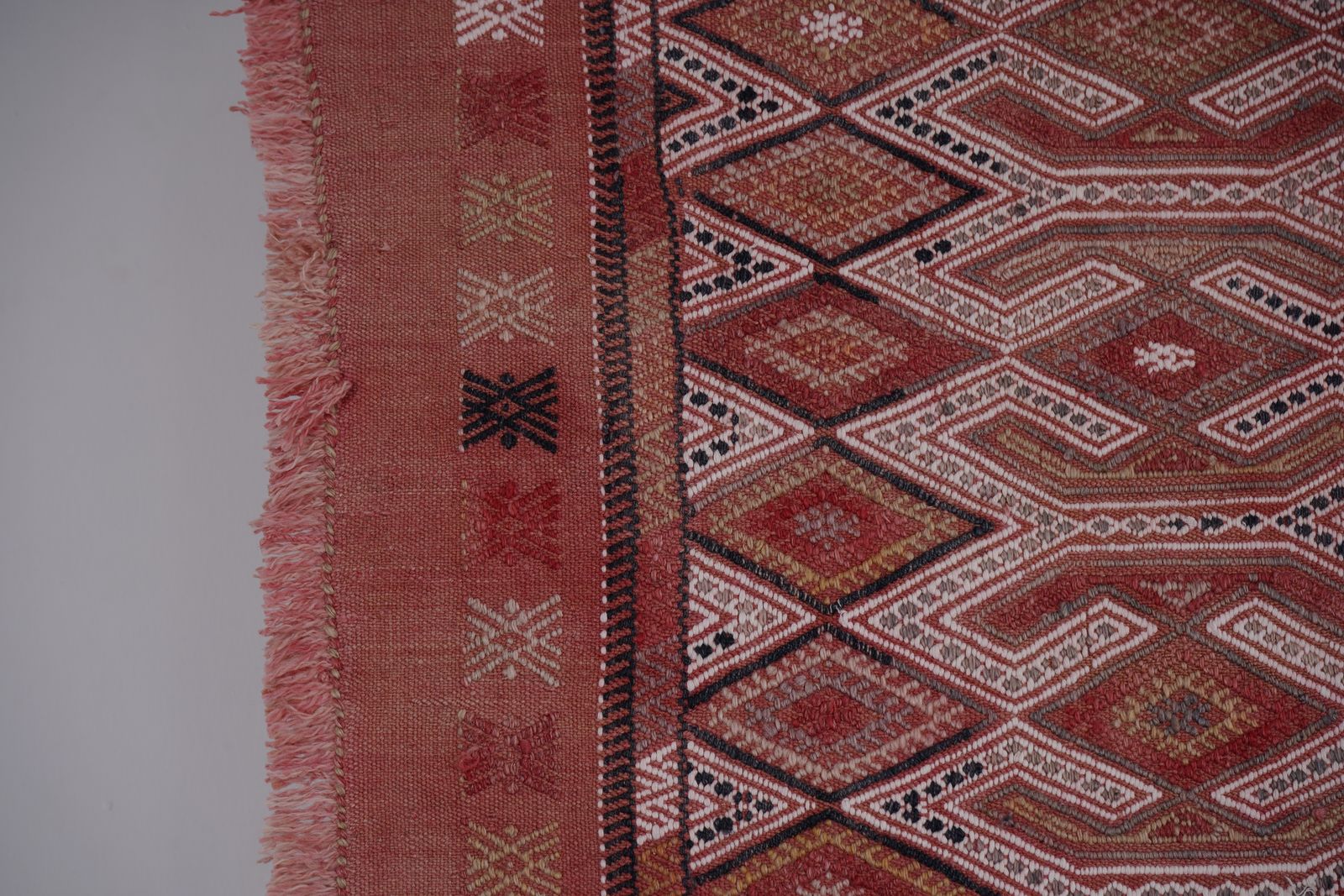 Jajim Kilim Rug – Handwoven Mid 20th Century Beauty 5'2'' X 7'7'' photo vinterior