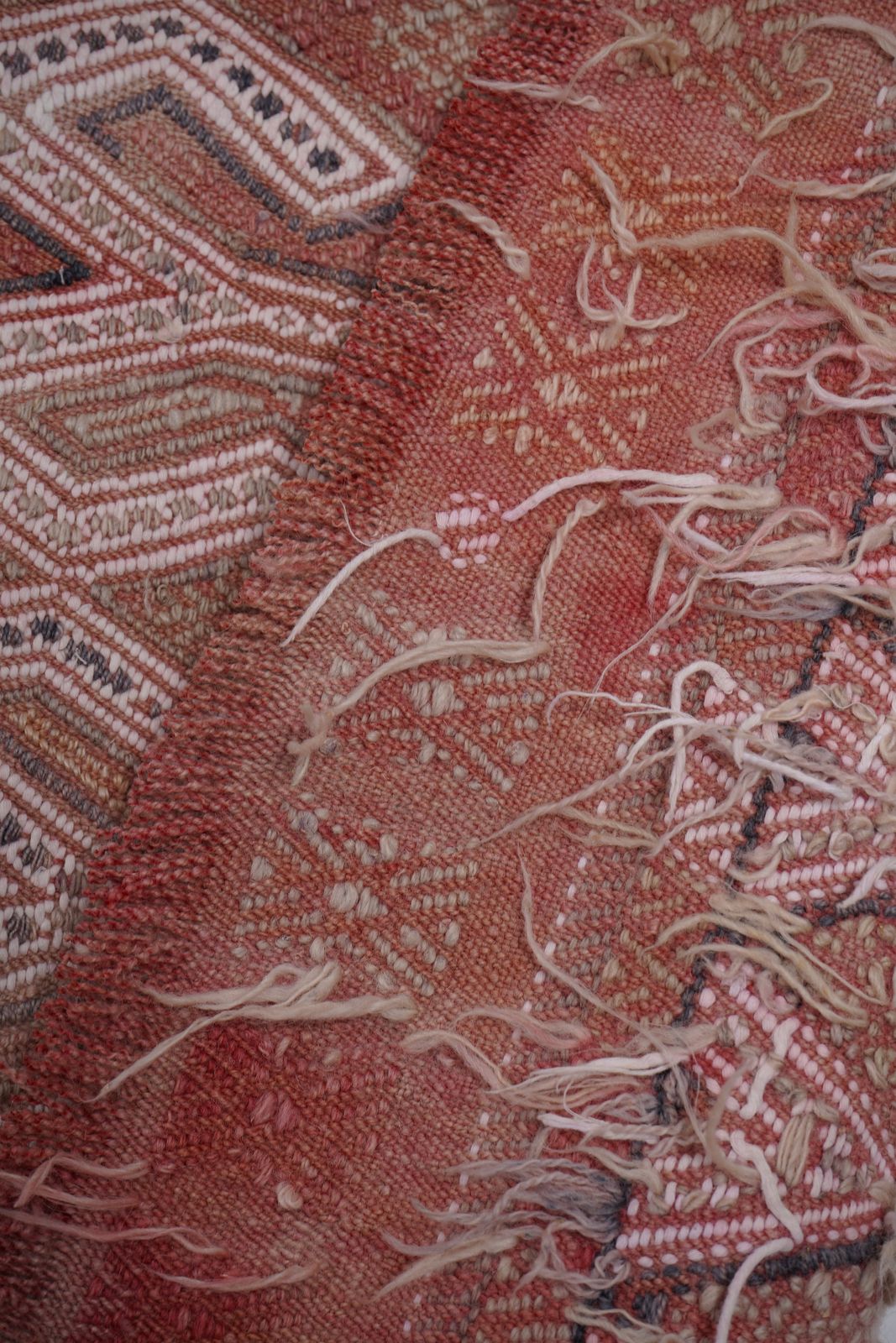 photo furniture Jajim Kilim Rug – Handwoven Mid 20th Century Beauty 5'2'' X 7'7''