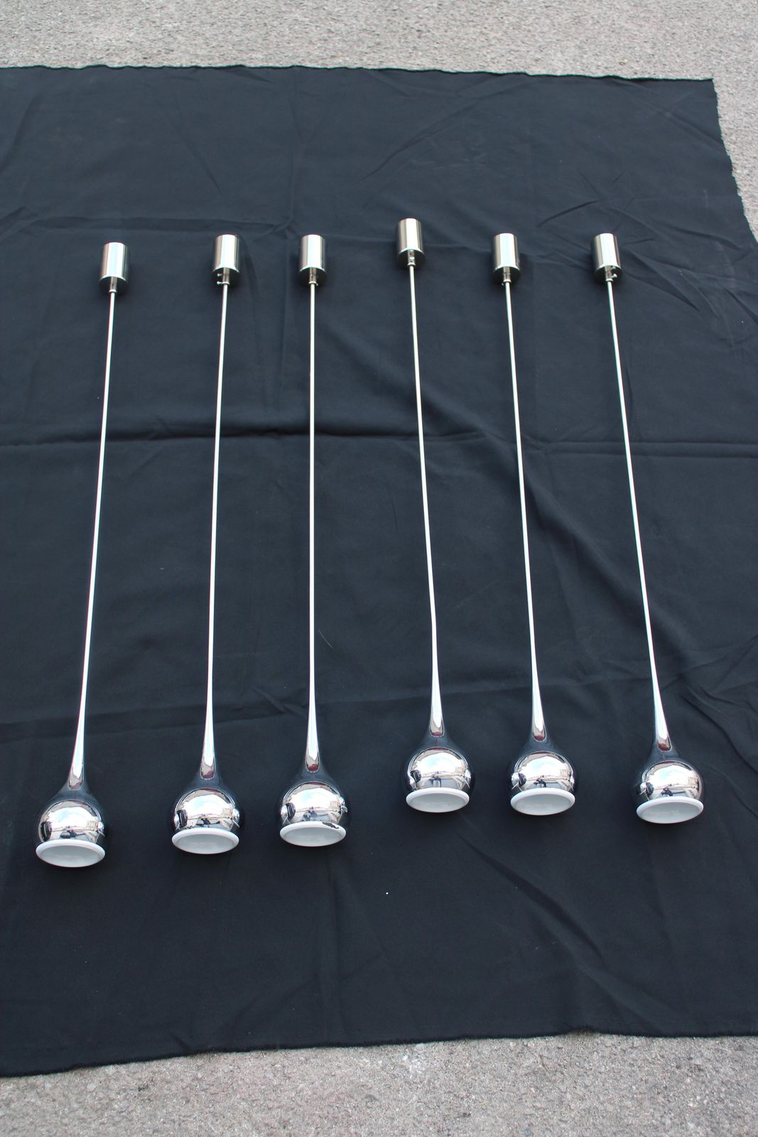 photo furniture Esperia Minimal Trumpet Chandelier In Chromed Metal 1970