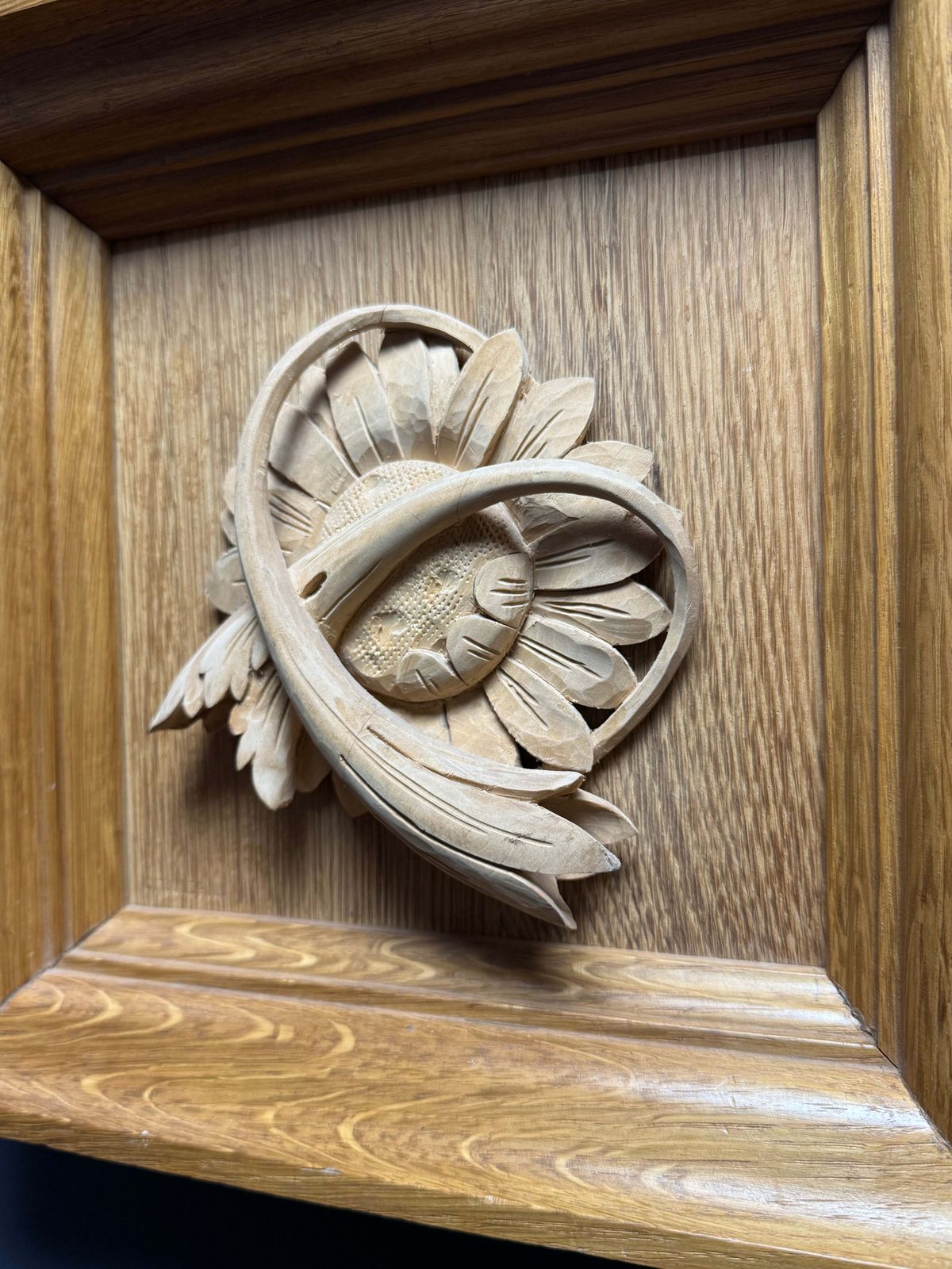 Decorative Chapel Carving By Renowned Master Carver Charles Oldham photo Art