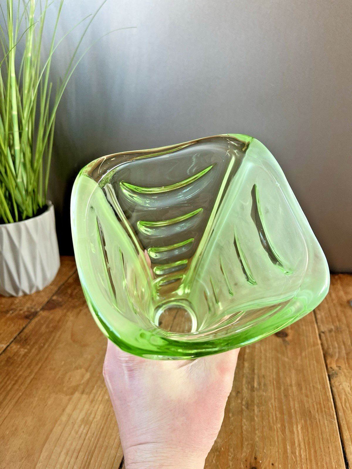 Vintage Sklo Union Hermanova Hut Vaclav Hanus Glass Semi Frosted Drapery Vase photo vintage