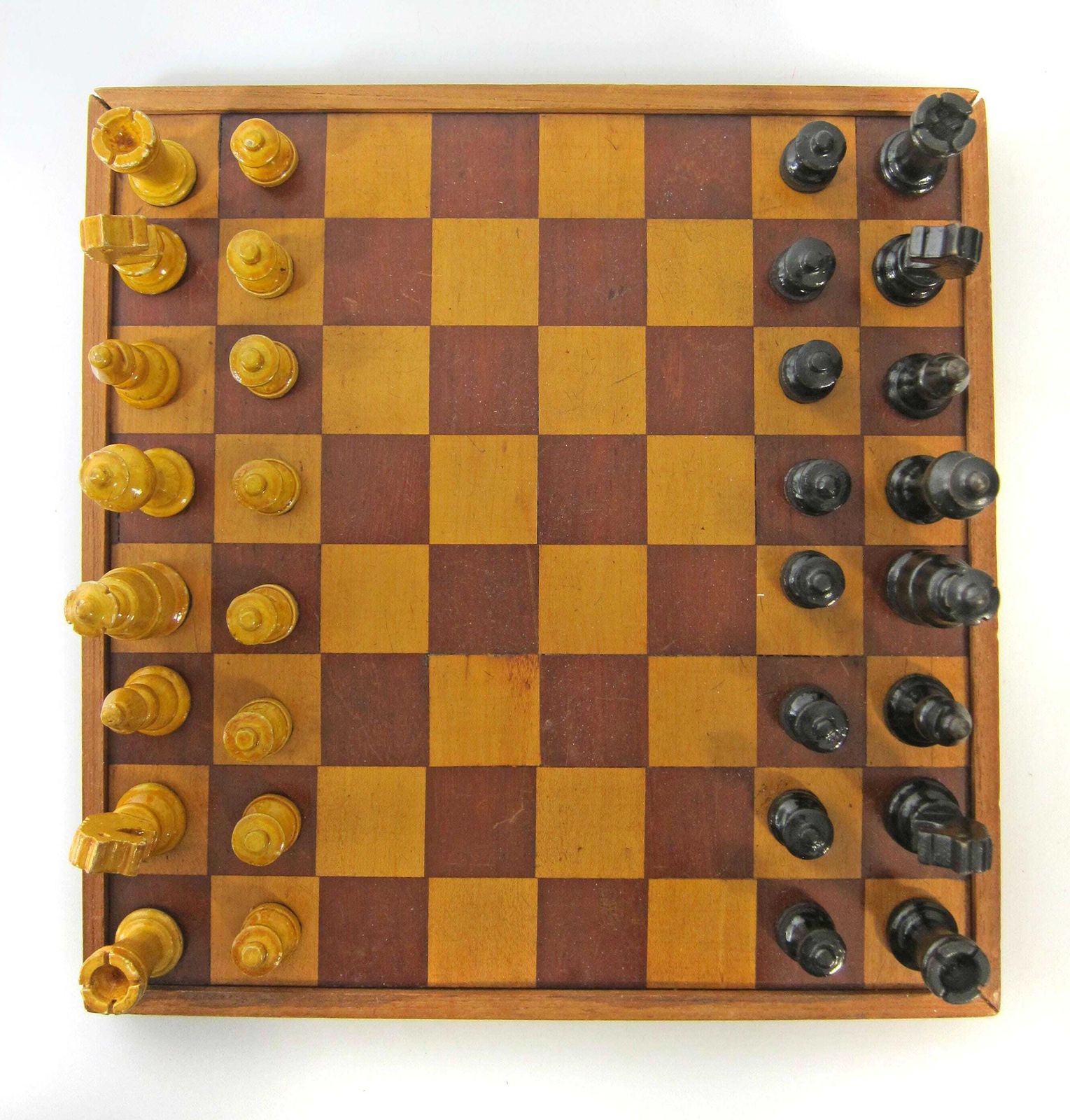 Vintage Collectable Wooden Chess Set, Board & Box    Austrian Coffee House, Kaffeehaus, Haflinger Knights, Josef Hoffmann, Wagner, Adolf Loos photo for sale