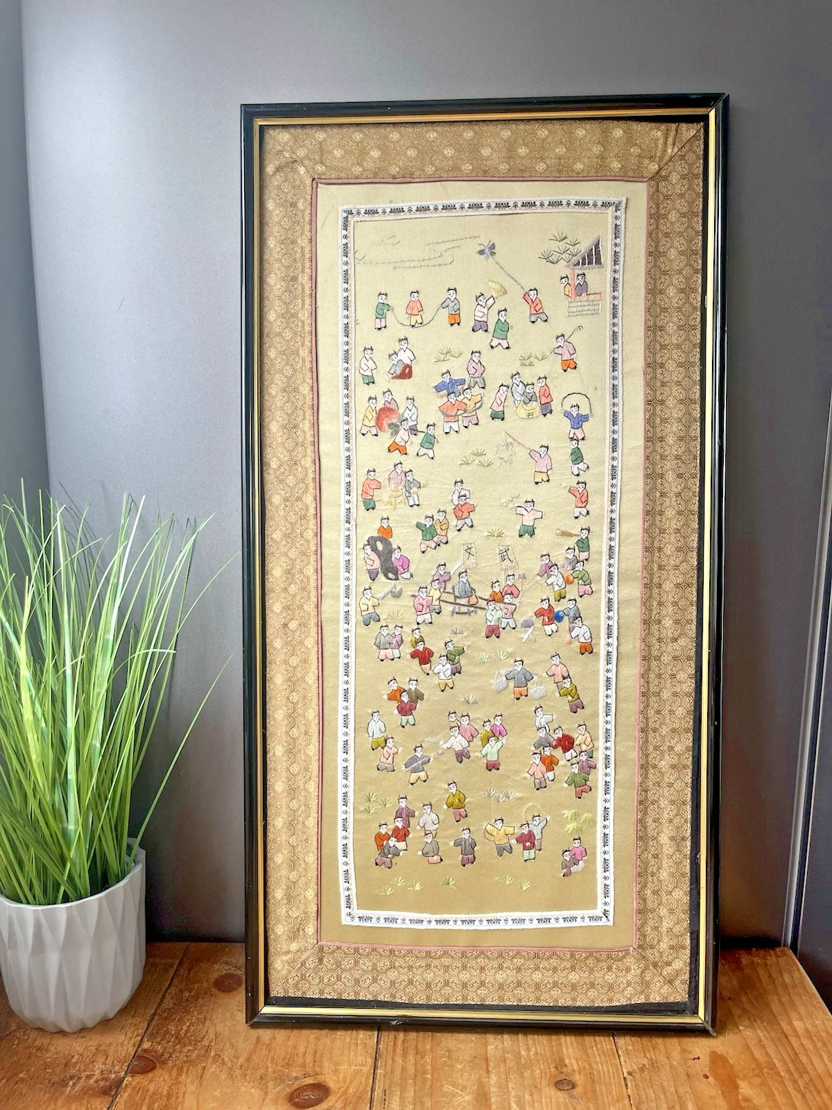 photo furniture Large Oriental Chinese Silk Embroidered Panel Wall Art 100 Children Playing