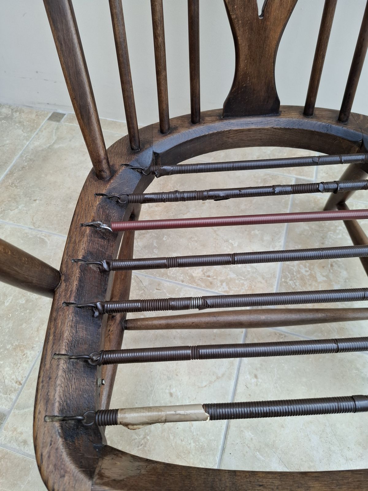 Ercol Easy Arm Chair Fleur De Lys Back Rare 1950's With Tension Springs photo 125.0