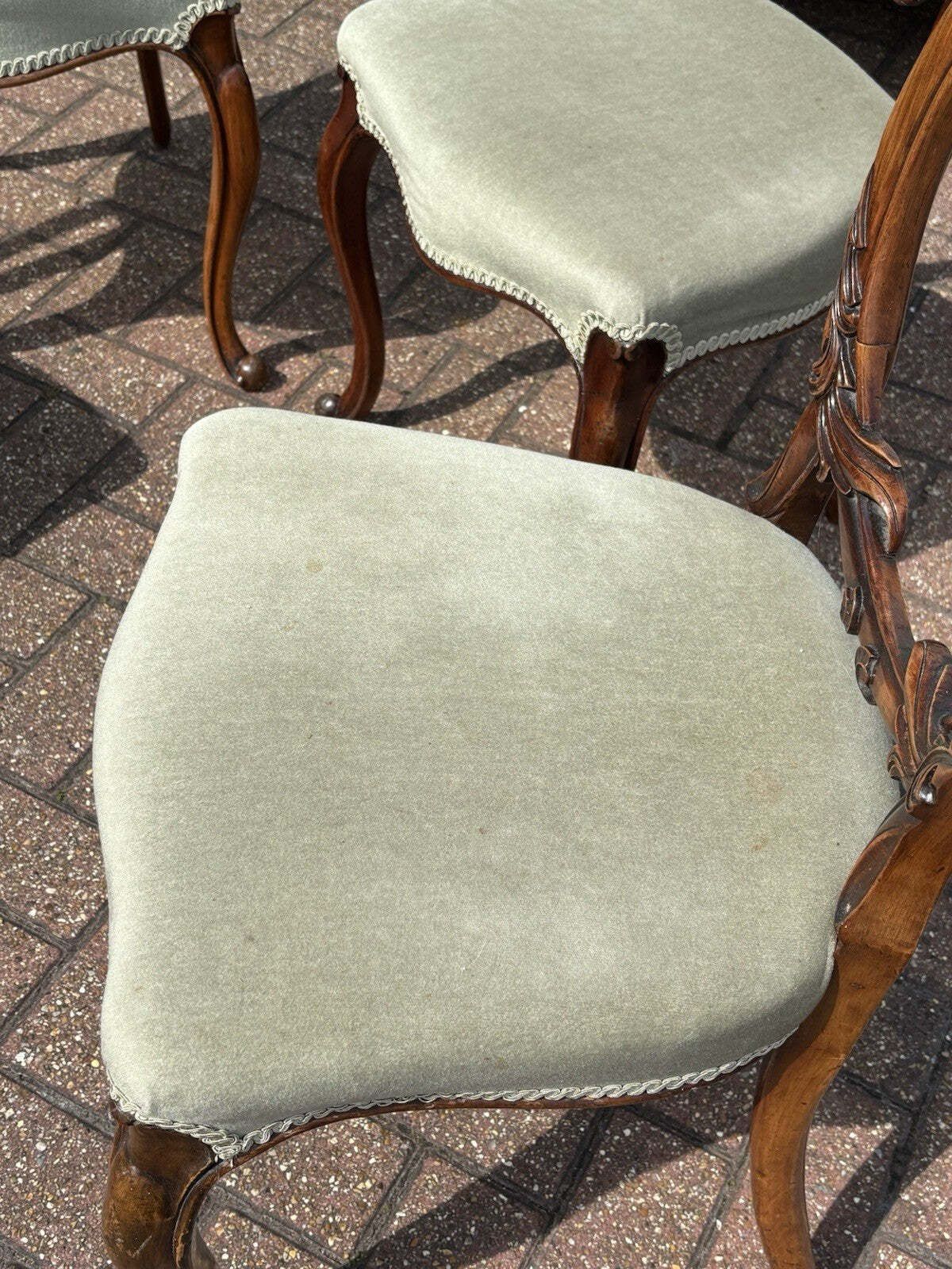Victorian Walnut Set Of Balloon Back Dining Chairs. photo vintage