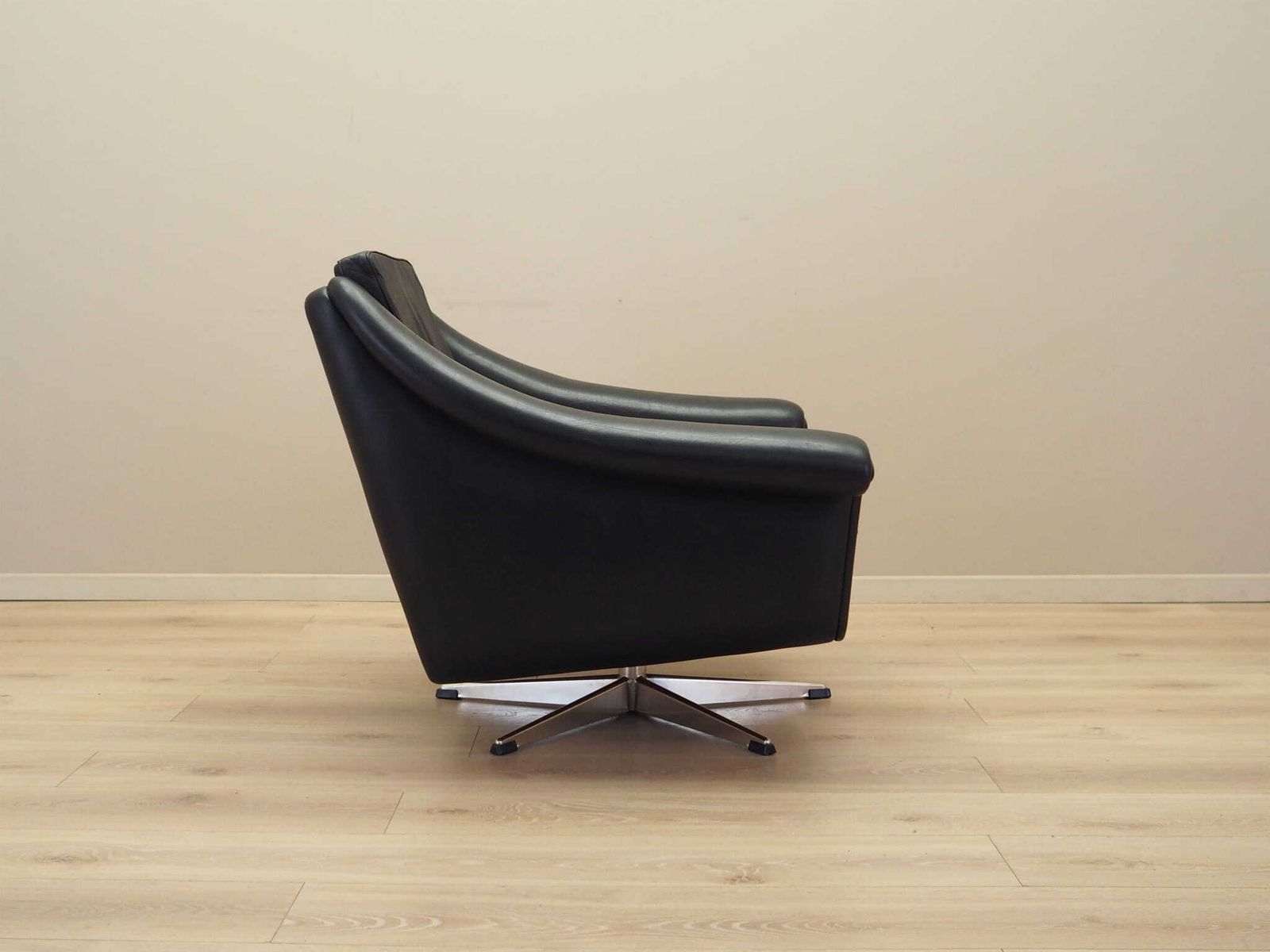 photo furniture Draaifauteuil, Deens Design, Jaren 1960, Fabrikant: Eran Møbler, Ontwerper: Aage Christiansen