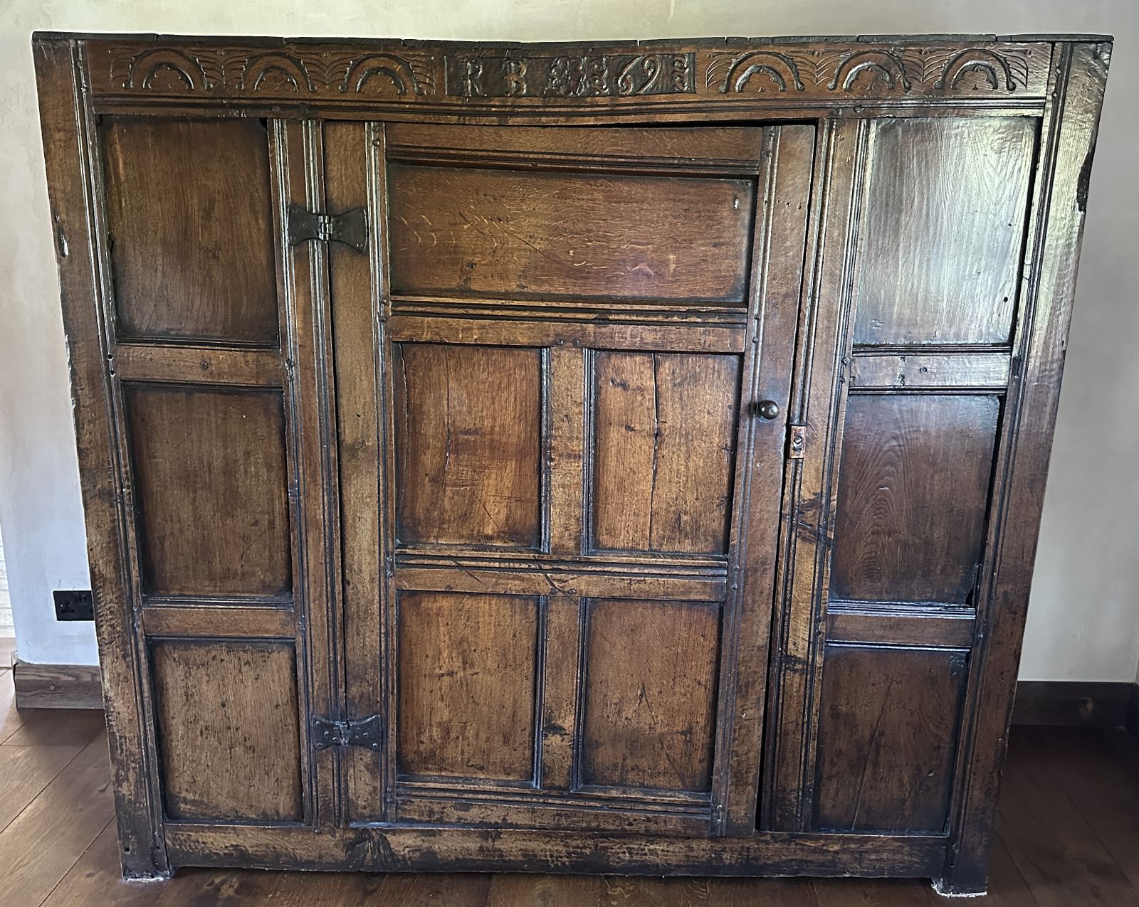 Stunning Large One Piece Oak Cupboard 1691, English Or Welsh