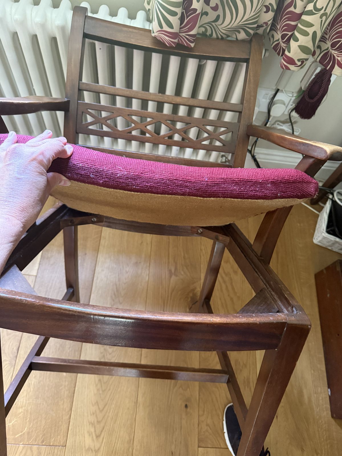 Set Of 6 Regency Mahogany Dining Chairs With Hand Stitched Tapestry Seats – C.1830 photo Furniture