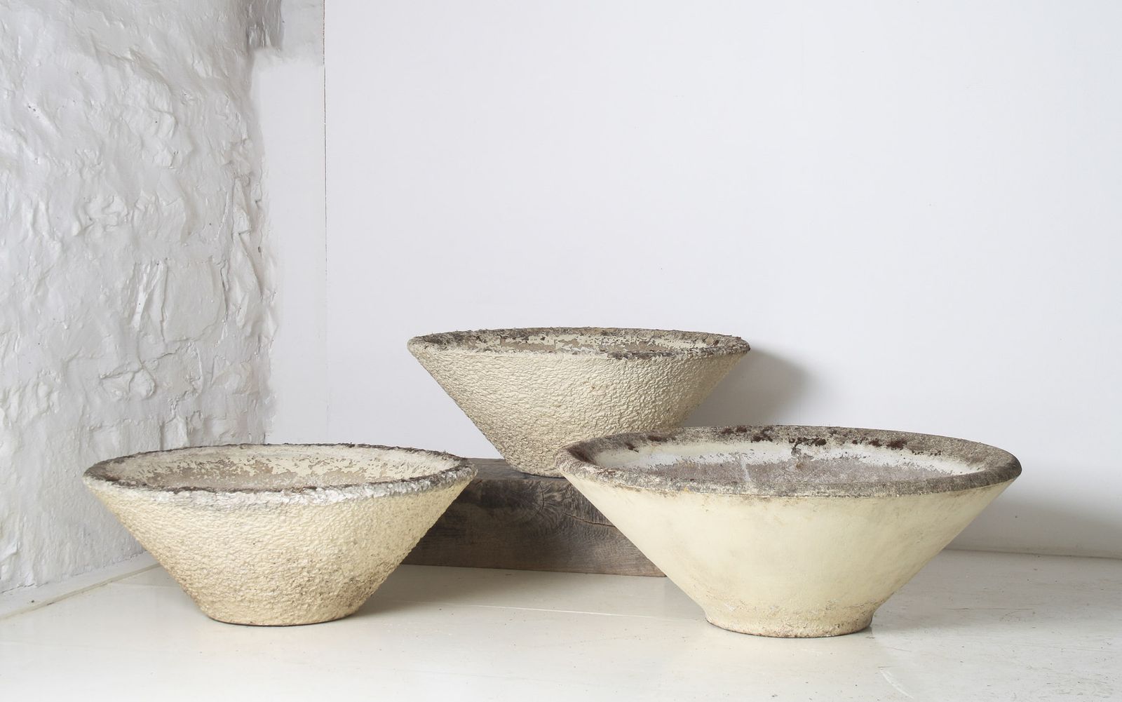 photo furniture A Large 1960s Mid Century Modernist Concrete Planter In The Manner Of Willy Guhl