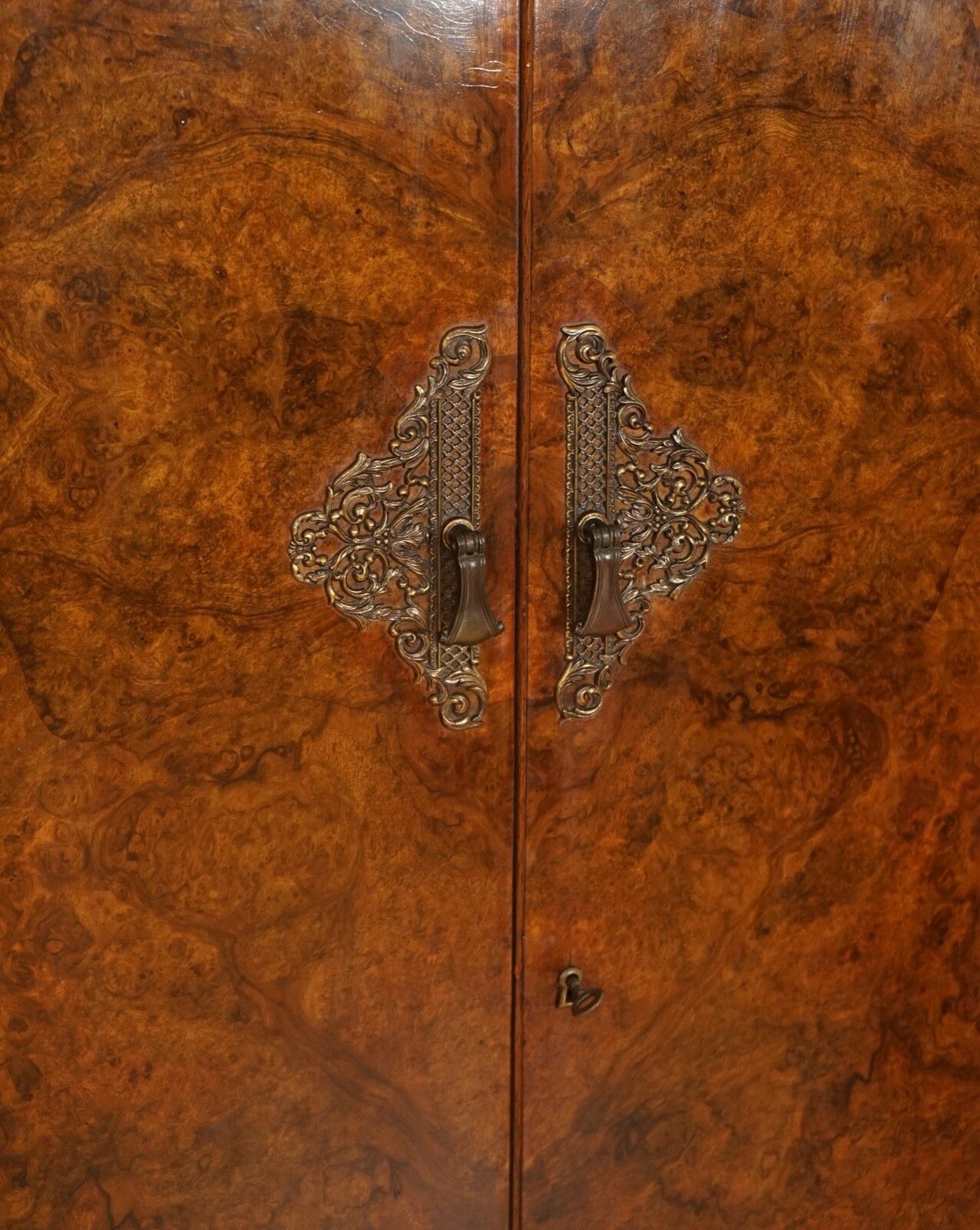 Stunning Made In England Art Deco Burr Walnut Double Wardrobe photo vinterior