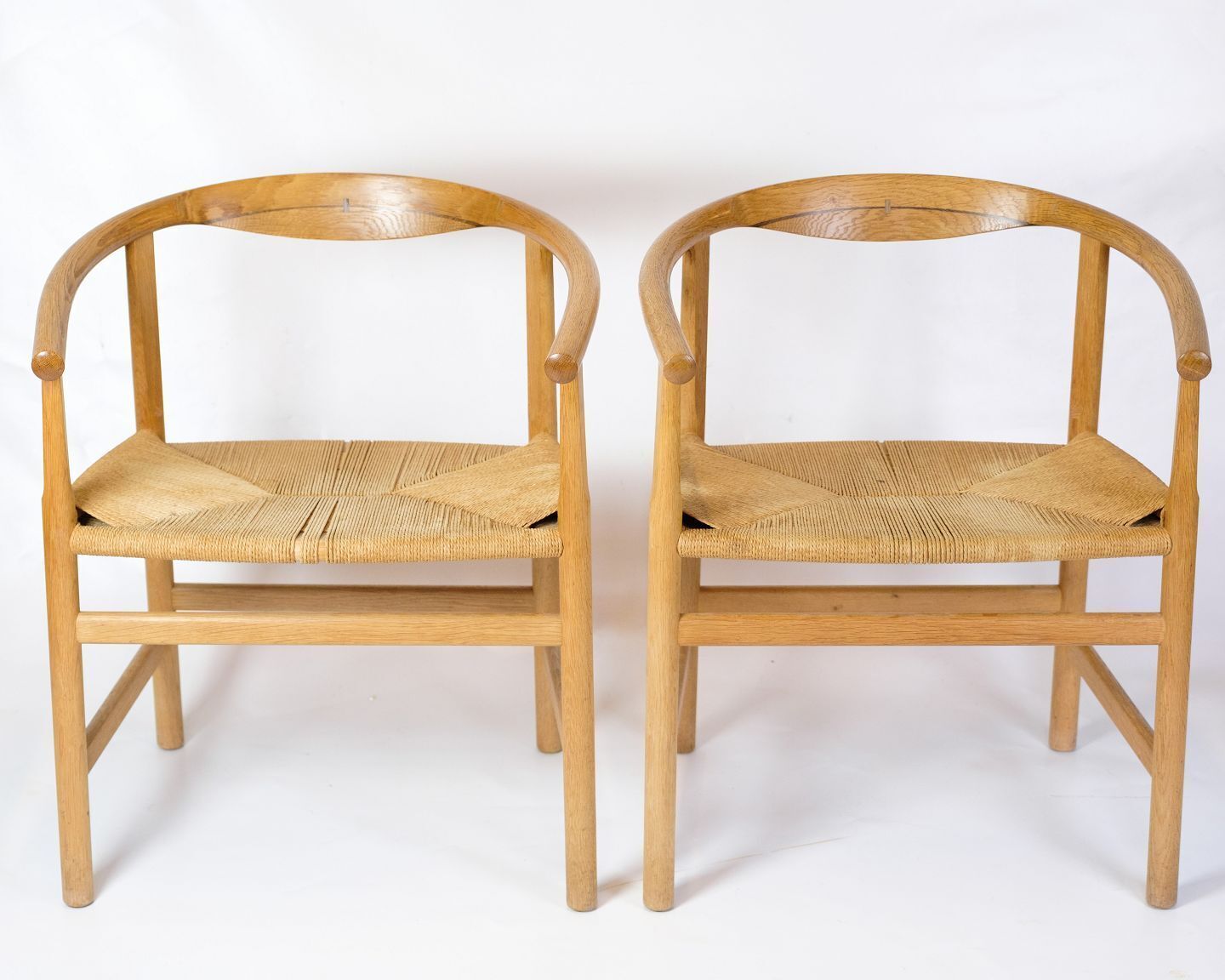 Set Of 2 Armchairs Model Pp201 In Oak With Wenge Wood Inlay With Backrest & Seat Made Of Paper Yarn By Hans J. Wegner For Pp Møbler