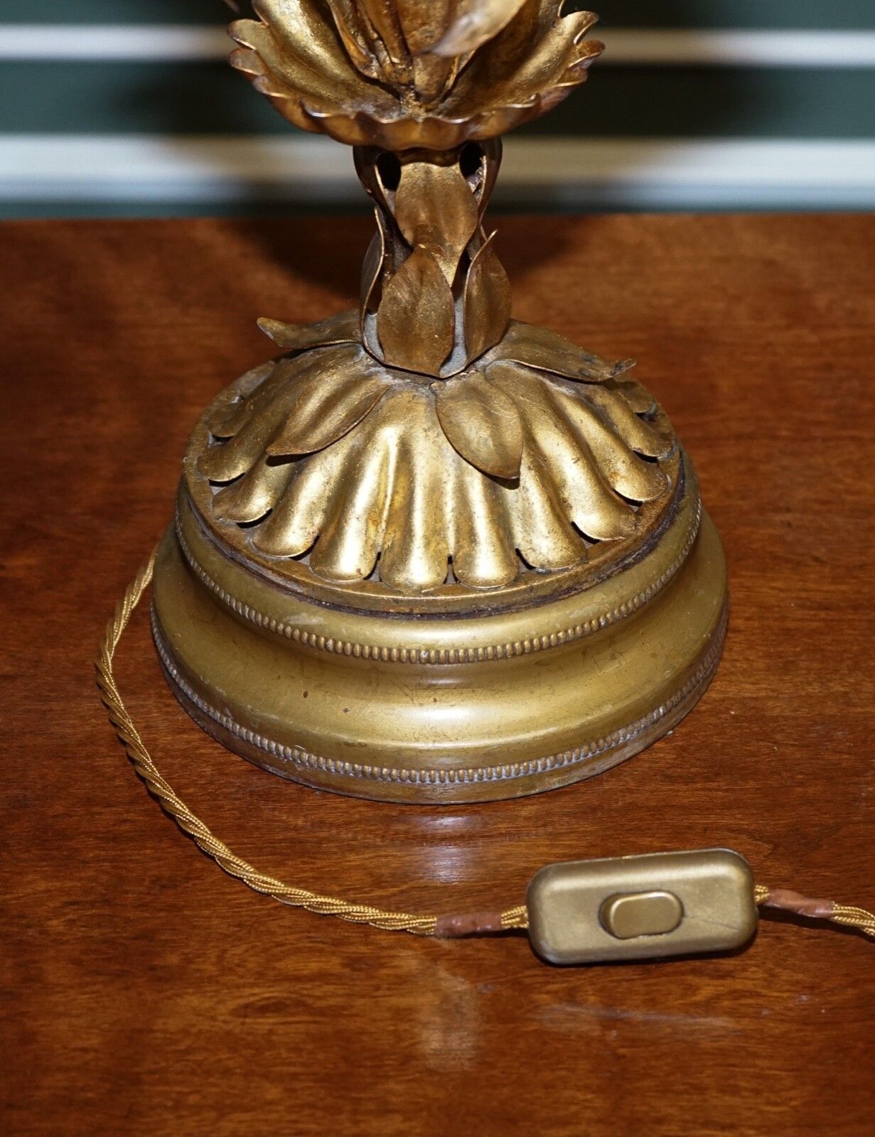 650.0 Italian Hollywood Regency Gold Tone With Tulip & Lotus Flower Design Table Lamp photo