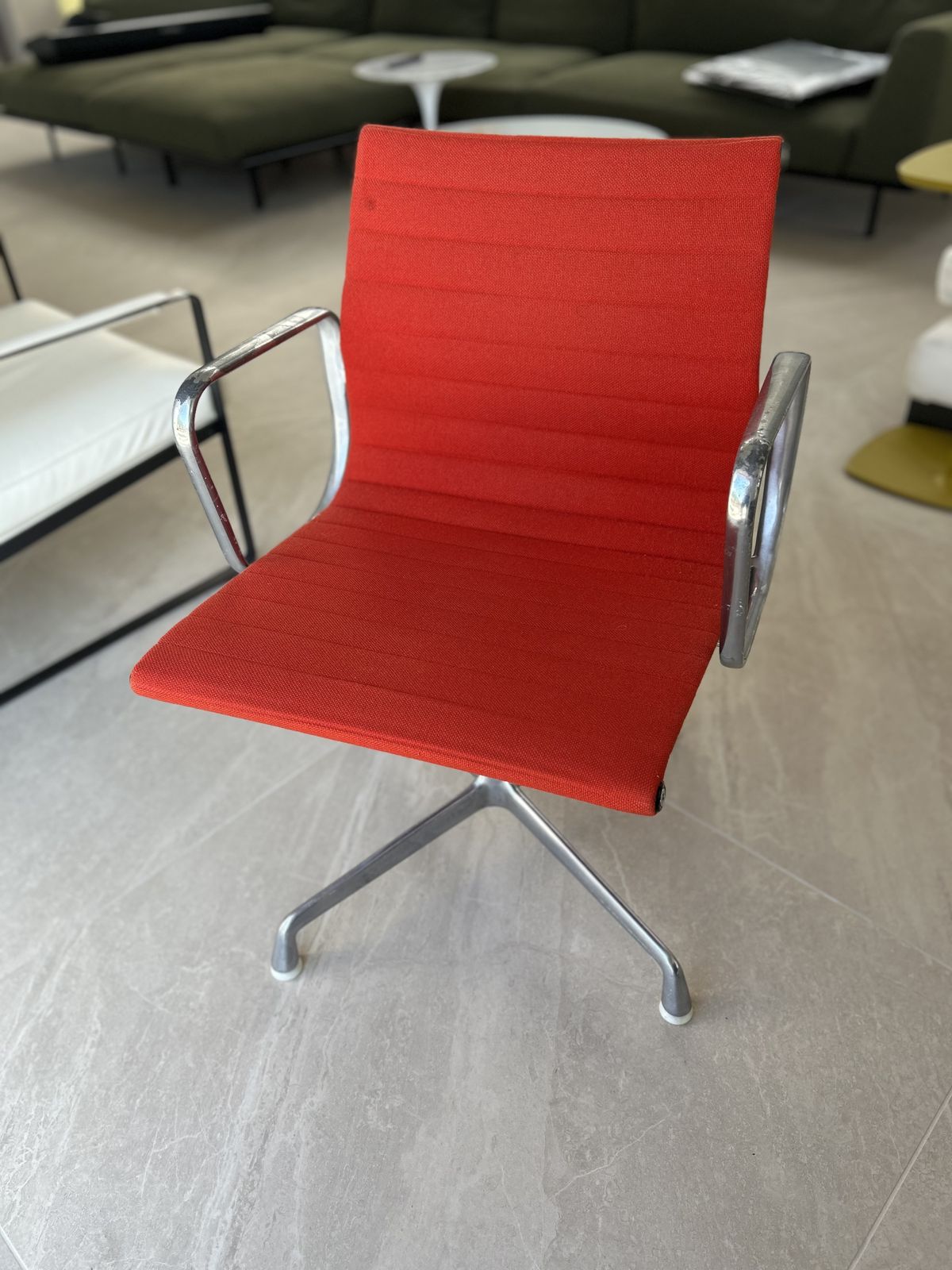 Herman Miller Eames Office Chair Ea105   3 Available