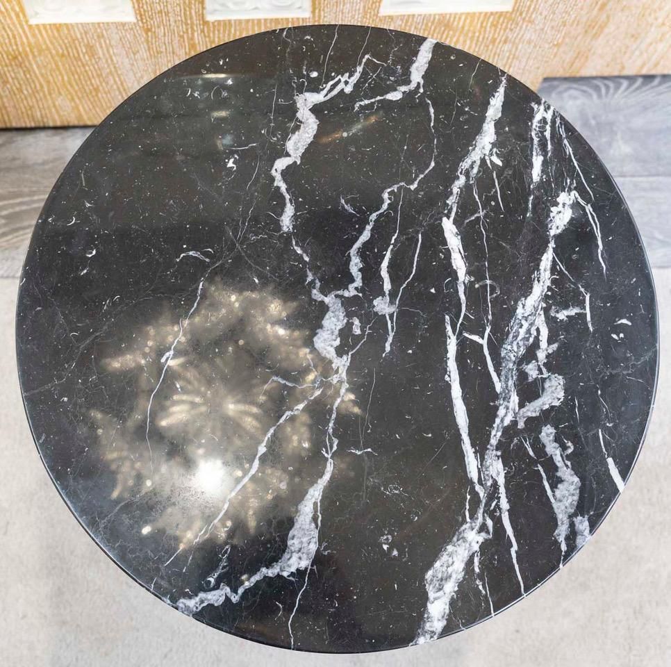 Eero Saarinen (1910 1961), Edition Knoll: Marquina Black Marble Pedestal Table photo Furniture