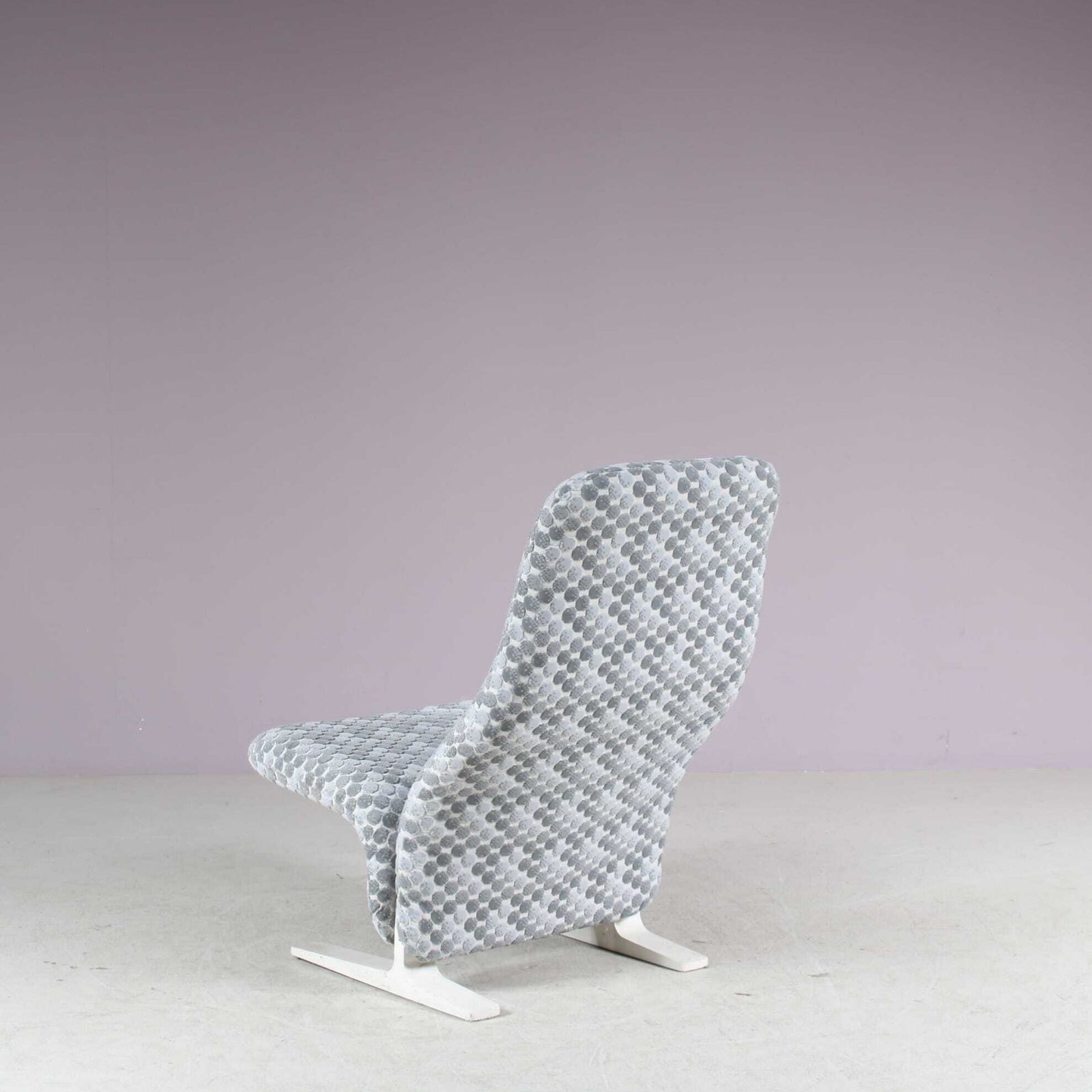 1970s “Concorde” Highback Chair By Pierre Paulin For Artifort, Netherlands photo Furniture