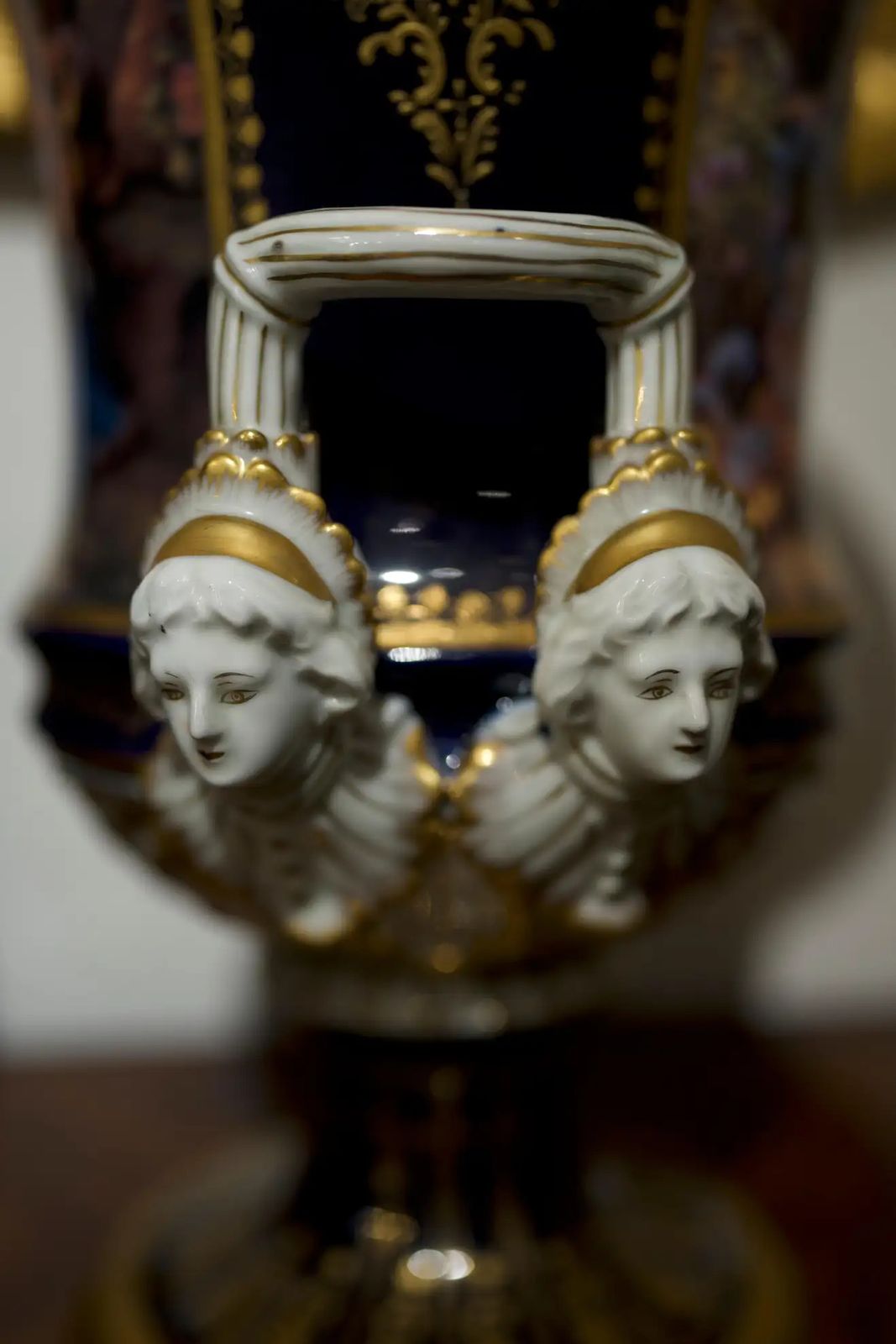 Pair Of 19th Century Royal Vienna Urns photo 3800.0