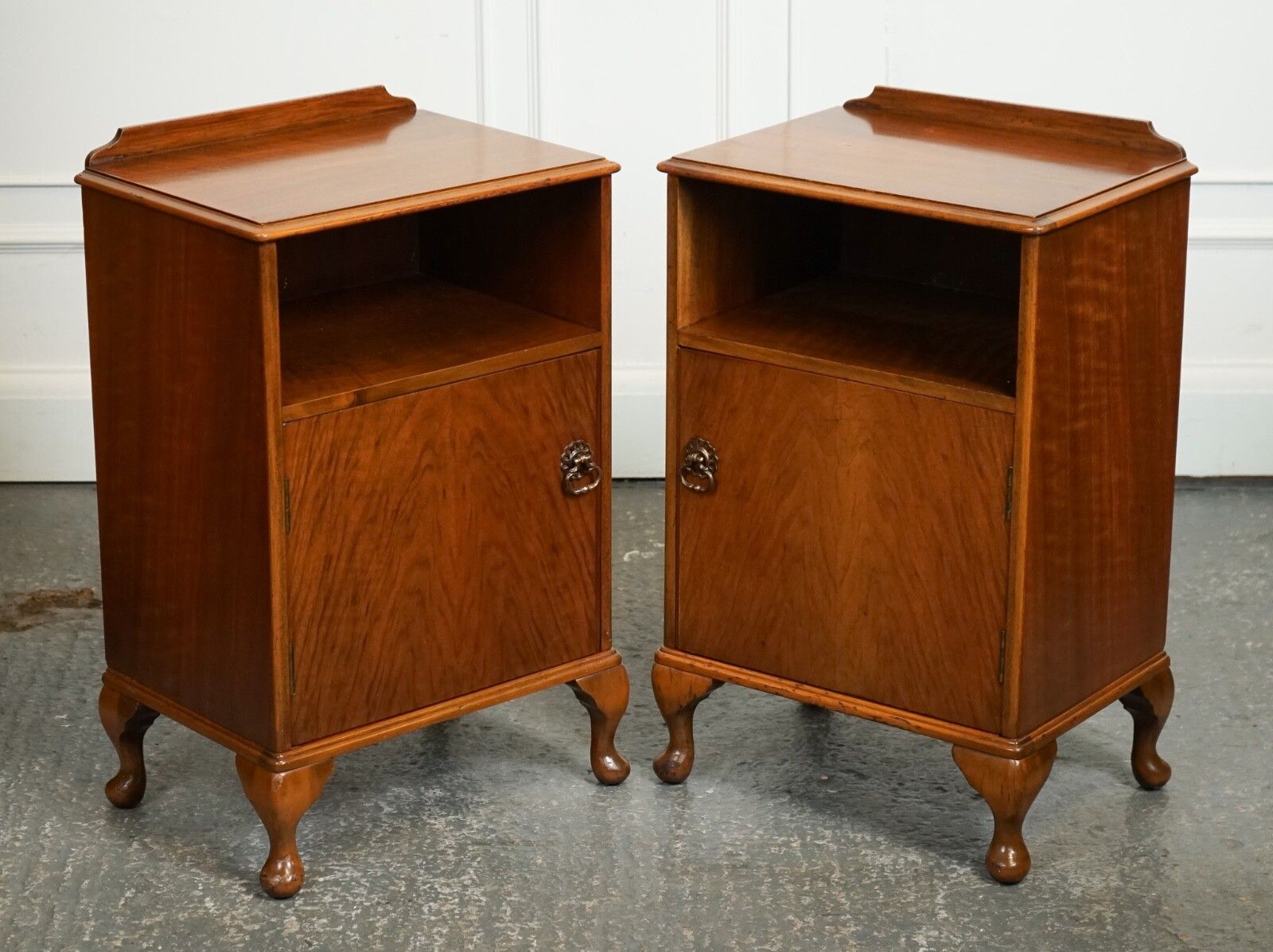 Pair Art Walnut Deco Bedside Nightstands With Cupboard Queen Anne Legs J1 photo furniture