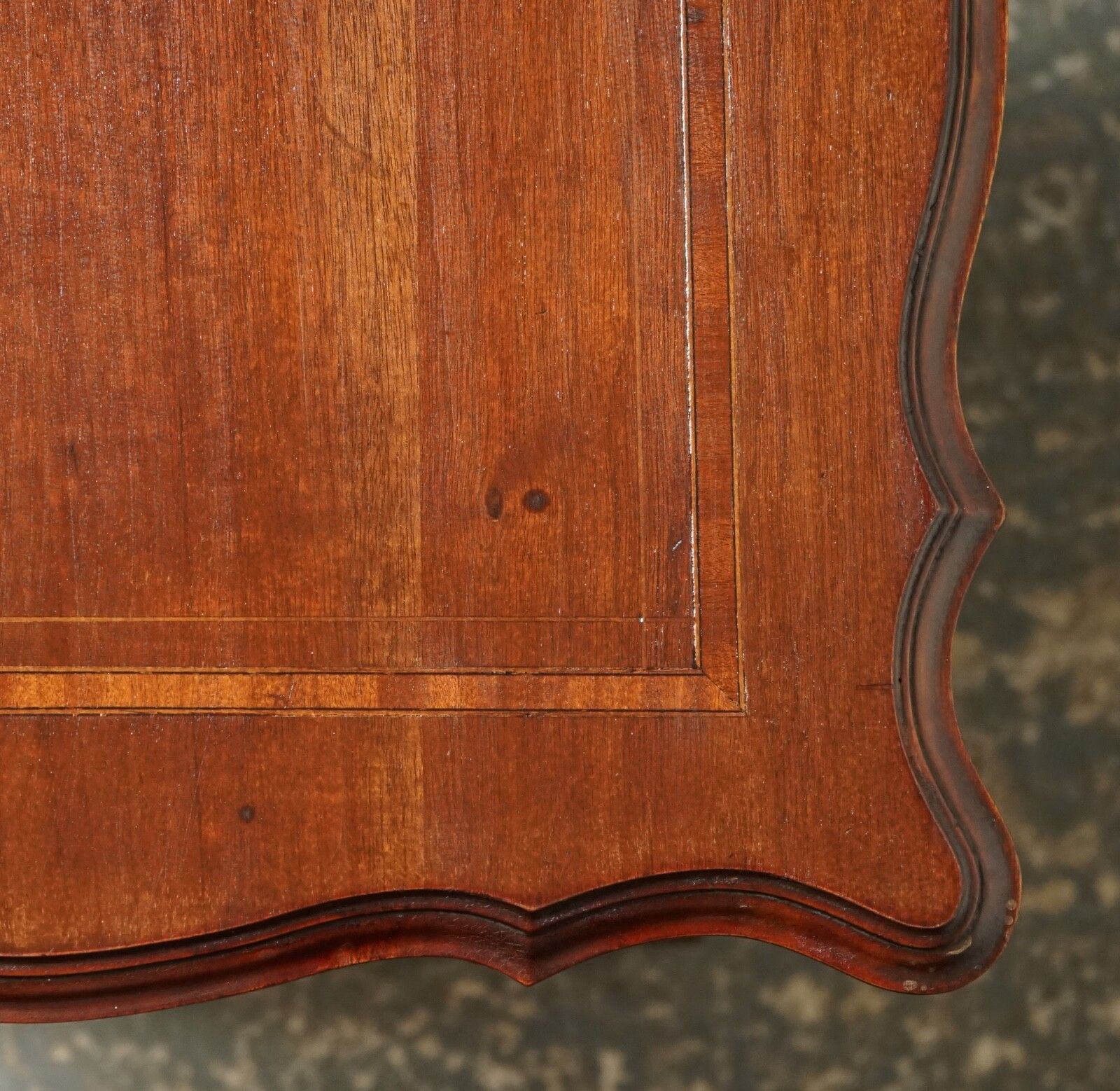 photo vinterior Antique Edwardian Revolving Bookcase With A Serpentine Shaped Top