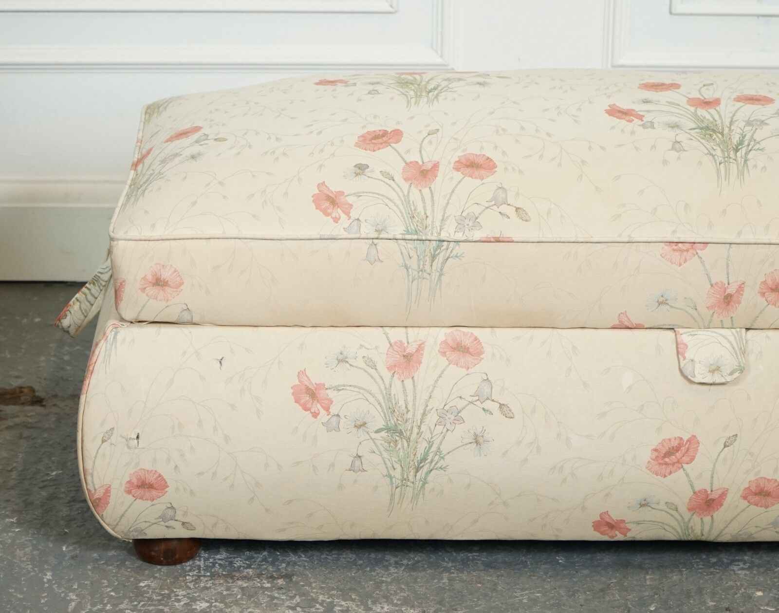 Large Antique Victorian Poppy Flower Pattern Fabric Ottoman Chest Trunk  J1 photo 1350.0