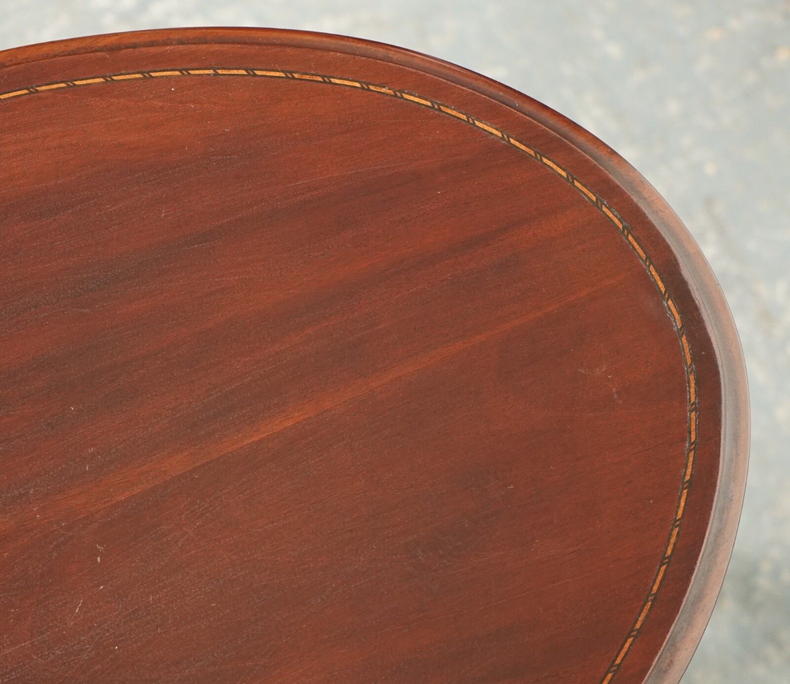 650.0 Lovely Antique Oval Hardwood Side Plant Table J1 photo