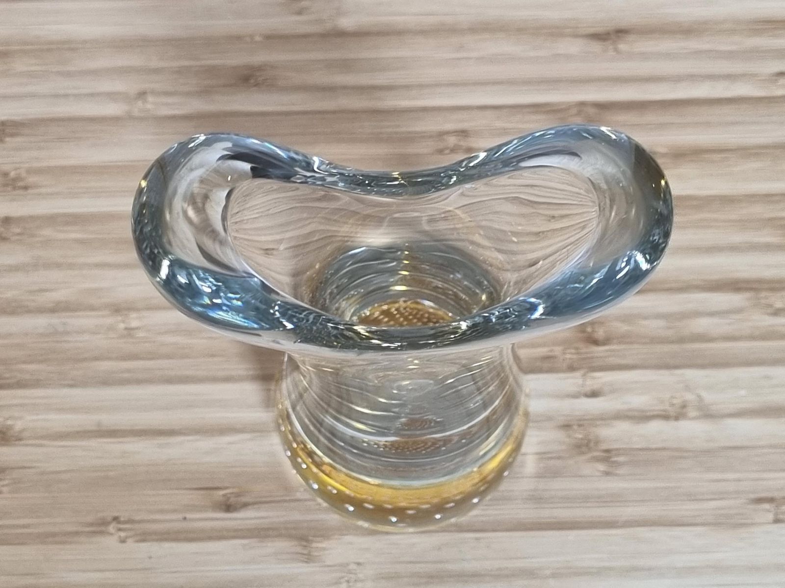 Thomas Webb Flair Vase | David Hammond Design | 1960s British Art Glass | Controlled Bubble Amber Base photo vinterior