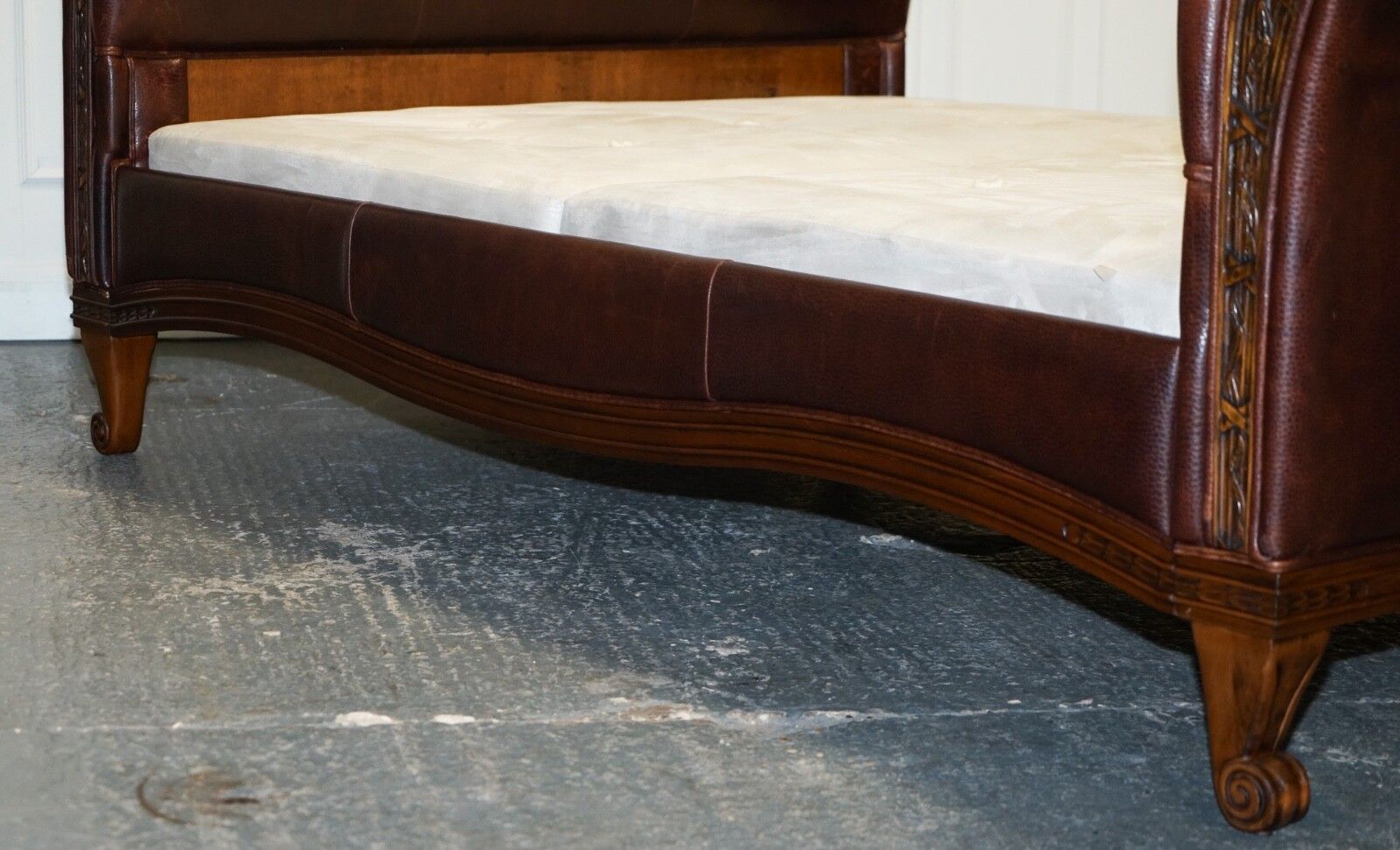 Furniture Stunning King Size Bonaparte Carved Leather Bed And So To Bed Rrp £14,000 photo