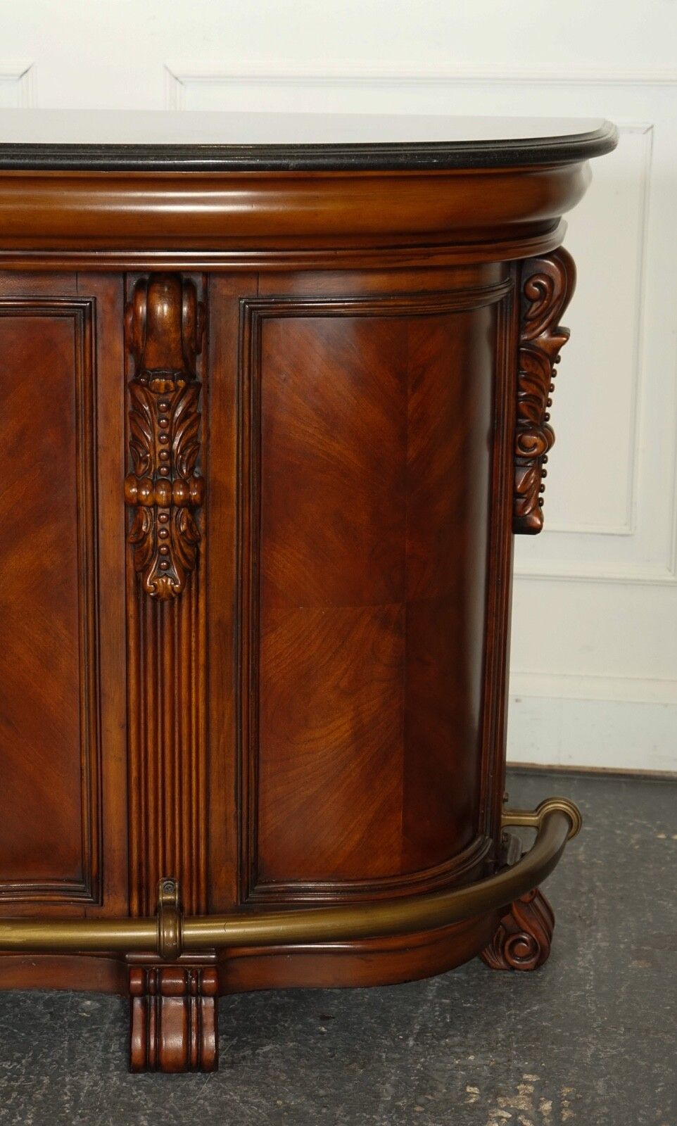 Stunning Howard & Miller Style American Bar With Granite Top & Pair Of Barstools photo Furniture