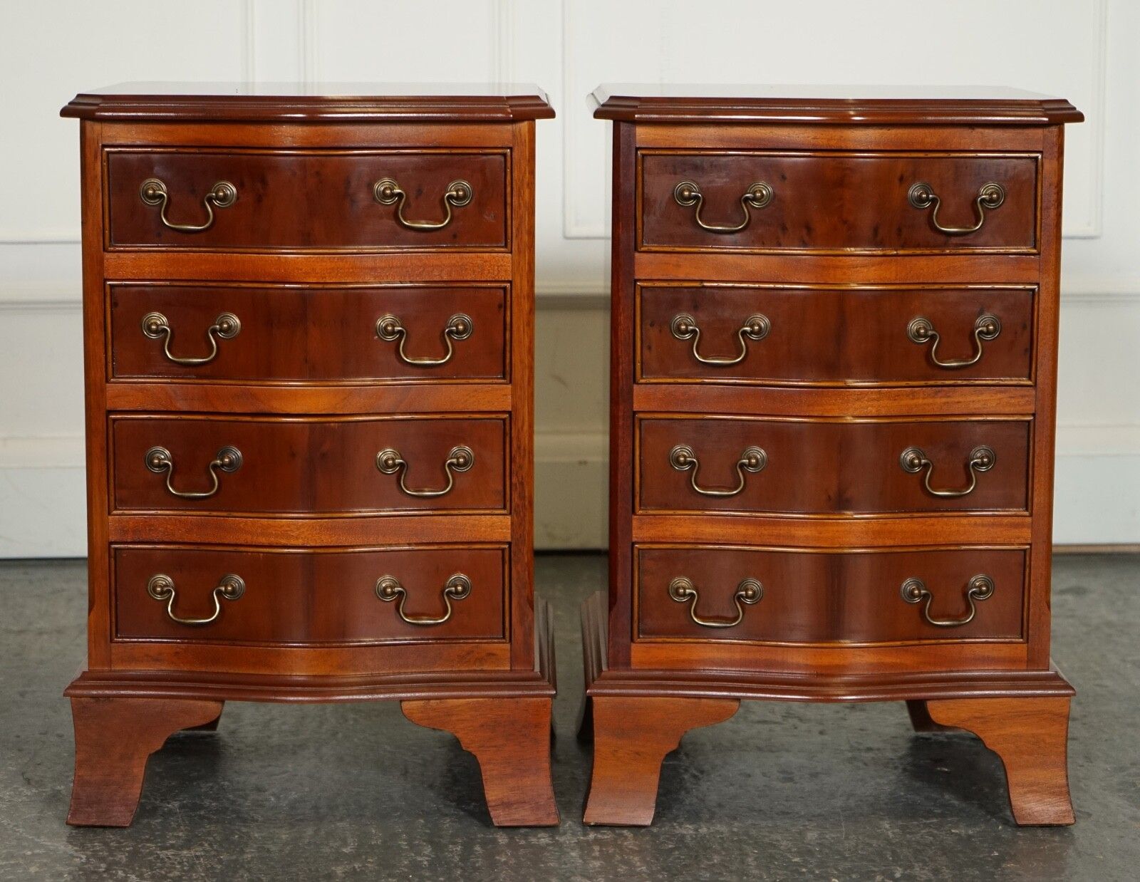 Pair Of Small Georgian Style Bed Side Nightstands Chest Of Drawers photo vintage