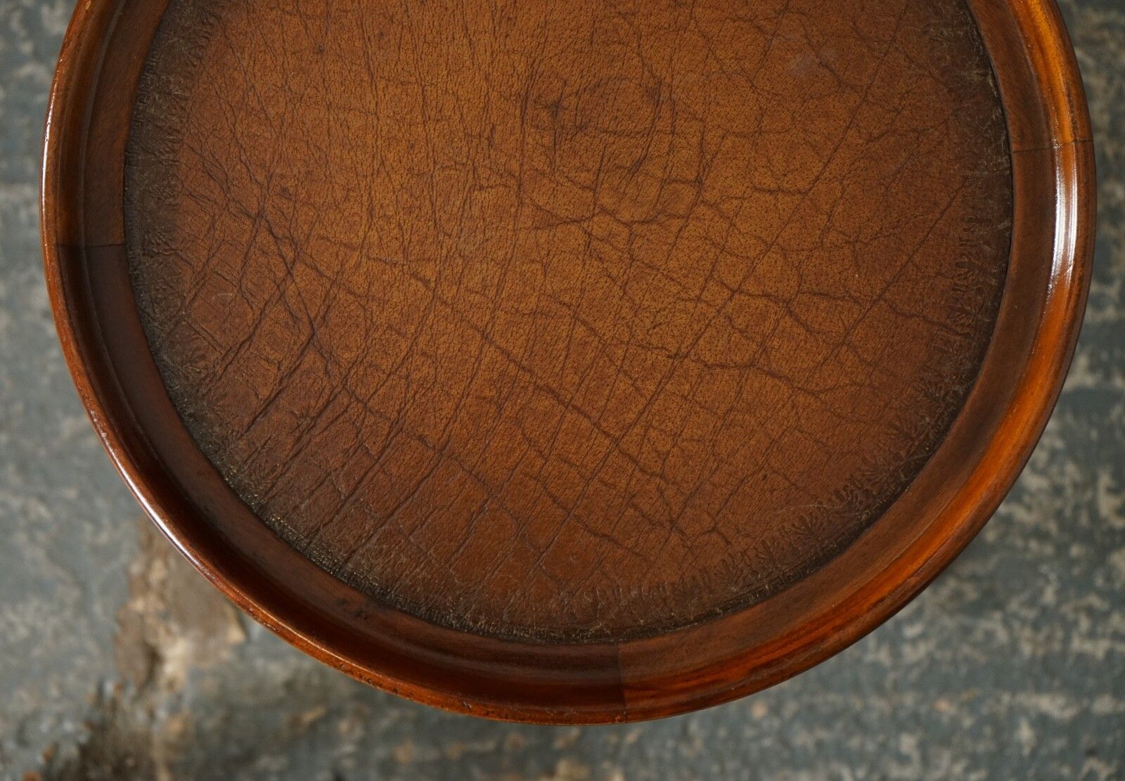 photo furniture Vintage Theodore Alexander Brown Leather Top Side End Wine Table