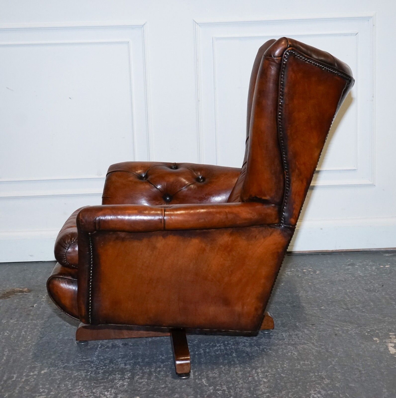 Vintage Fully Restored Hand Dyed Brown Leather Retro Lounge Chair And Footstool photo 3750.0