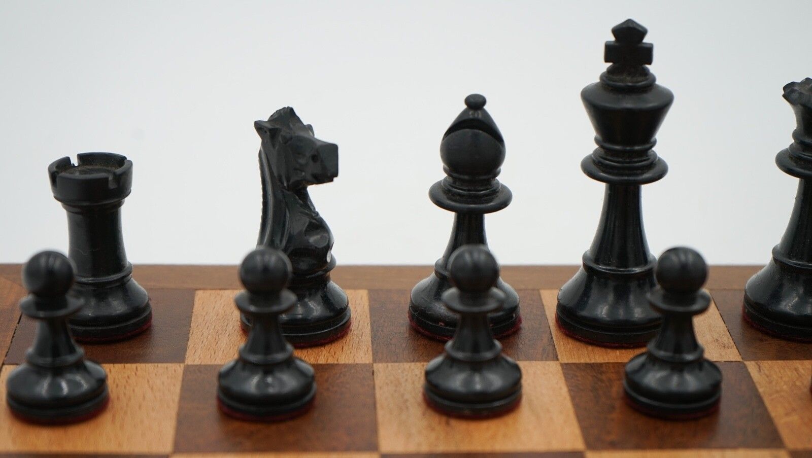 Home Decor Antique English Quality Staunton Weighted Chess Set With Box And Board photo