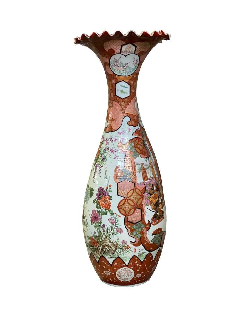 4800.0 Pair Of Japanese Kutani Vases, 19th Century photo