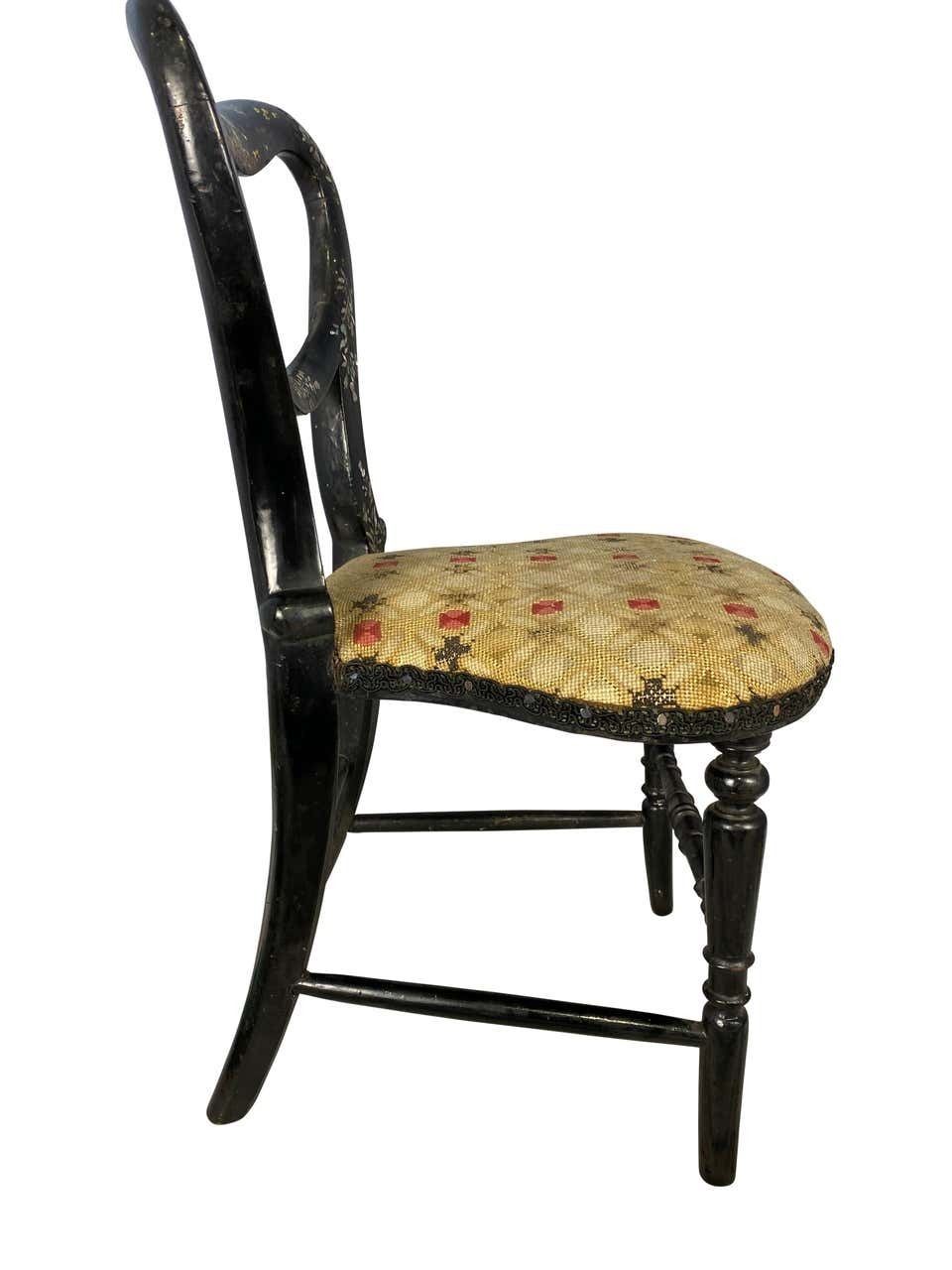 photo vintage Hand Painted And Mother Of Pearl Inlaid Miniature Chair, 19th Century