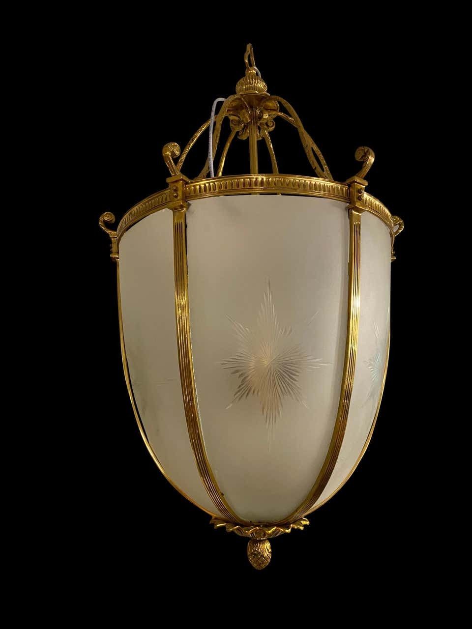 20th Century Large Hanging Frosted Glass And Ormolu Lantern photo Lighting