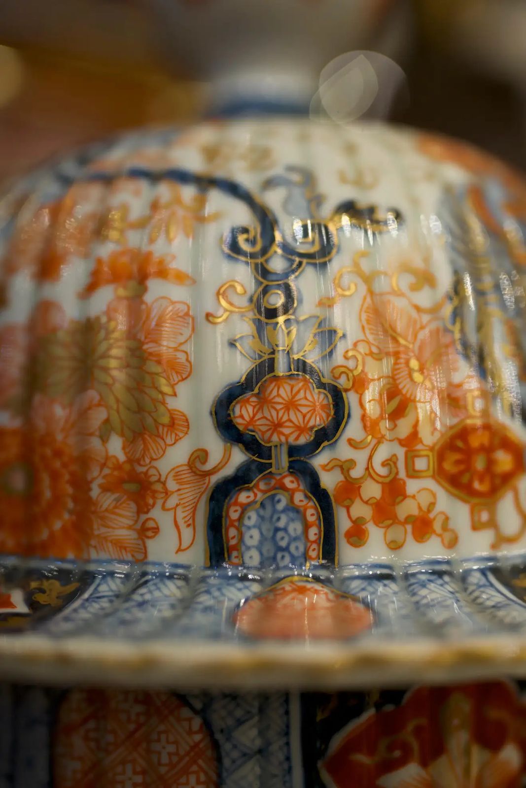 19th Century Pair Of Japanese Imari Lidded Ginger Jars/Vases photo vinterior