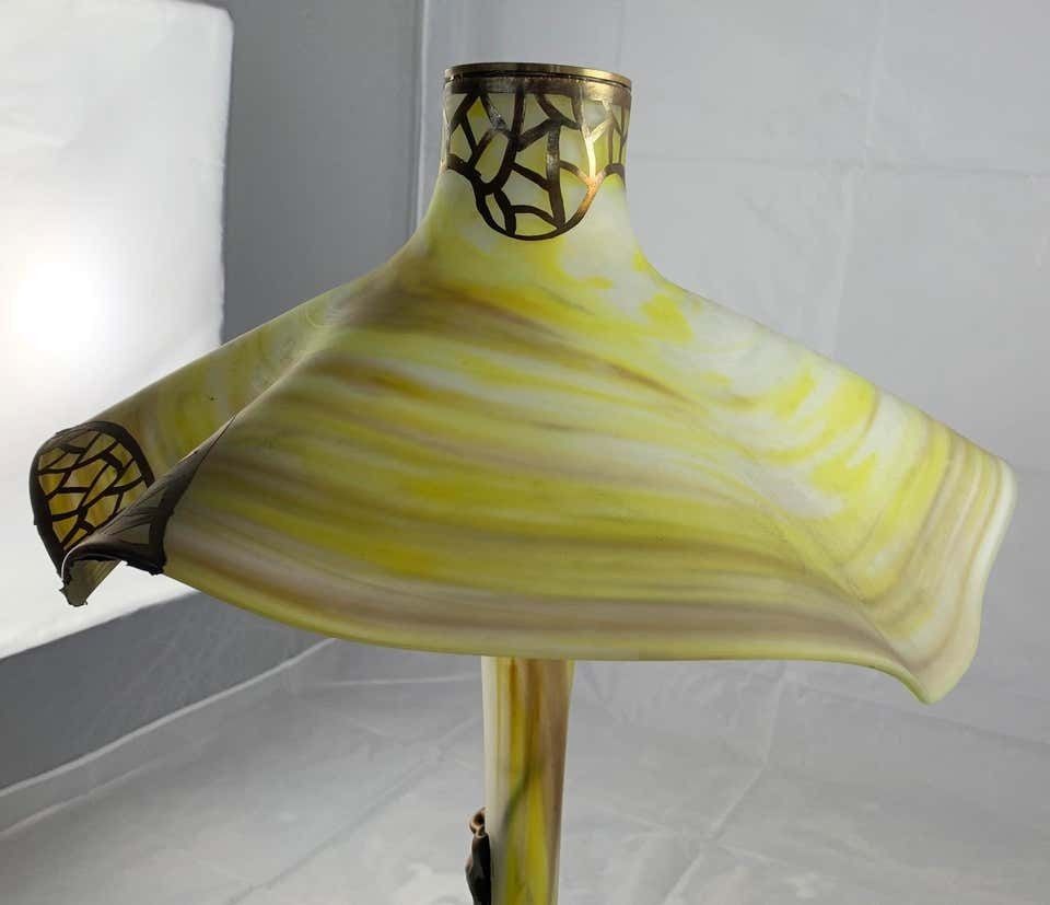 20th Century Unusual Art Glass Table Lamp In Art Nouveau Style photo vintage