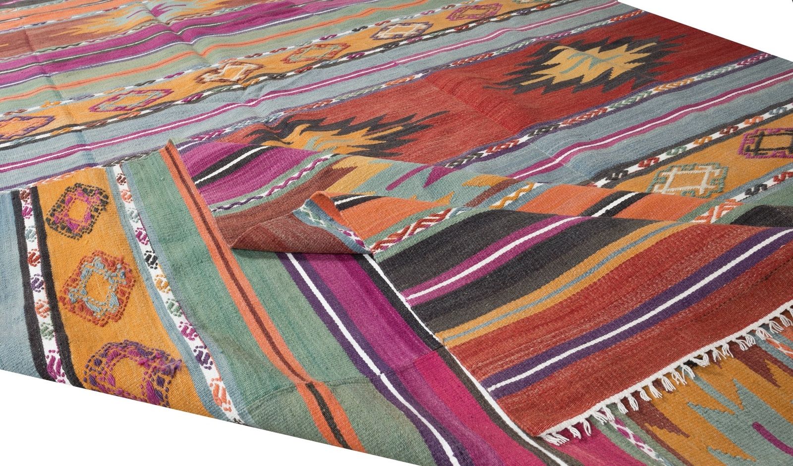 5.8x9.3 Ft Turkish Vintage Handmade Kilim, Geometric & Striped Rug Made Of Wool photo for sale