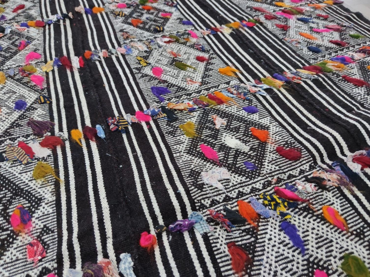 photo furniture 5.6x7.3 Ft Hand Woven Vintage Turkish Kilim Rug (Flat Weave) With Colorful Pomps