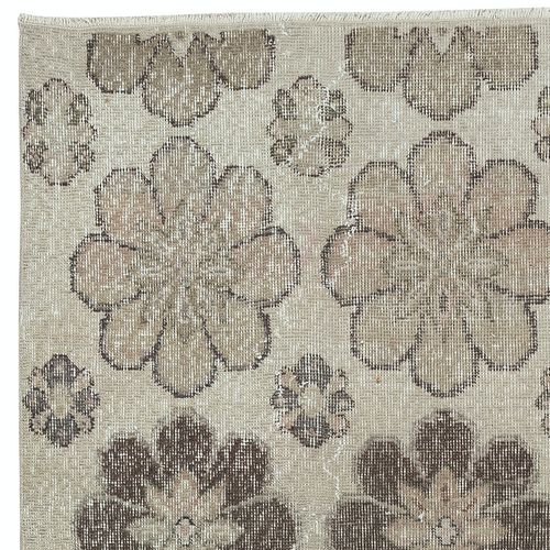 2.8x7.5 Ft Vintage Handmade Beige Turkish Accent Rug With Floral Design photo Textiles