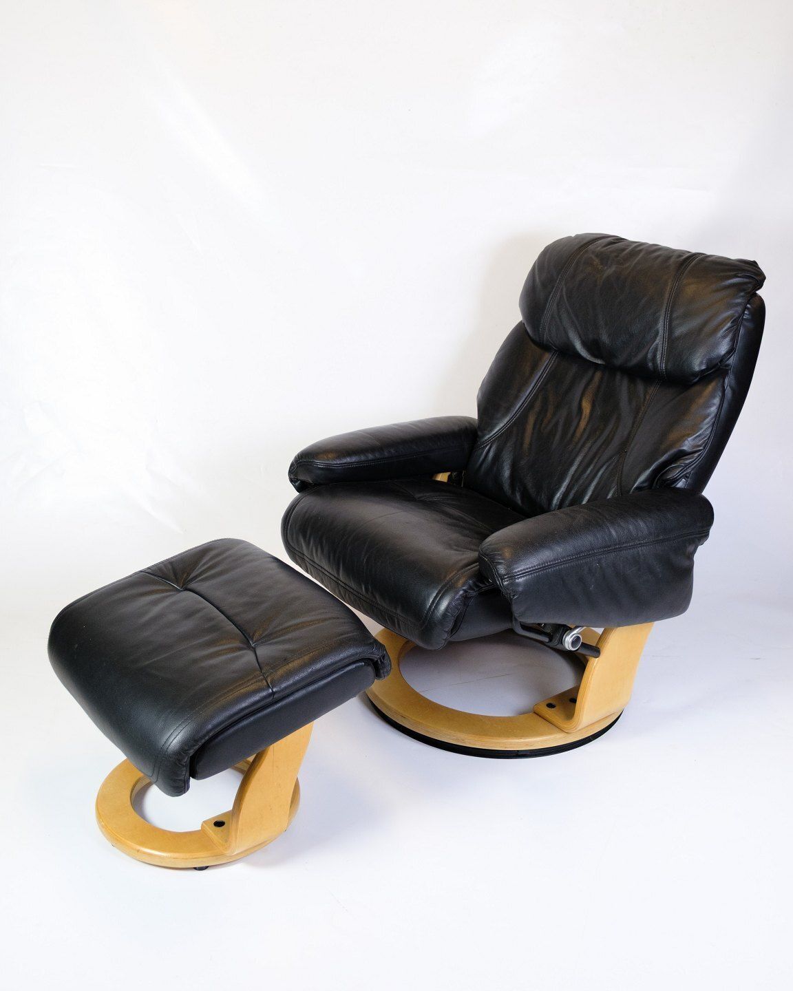 Set Of Two Armchairs With Footstool In Bent Beech  & Black Leather, Scandinavian Design photo for sale