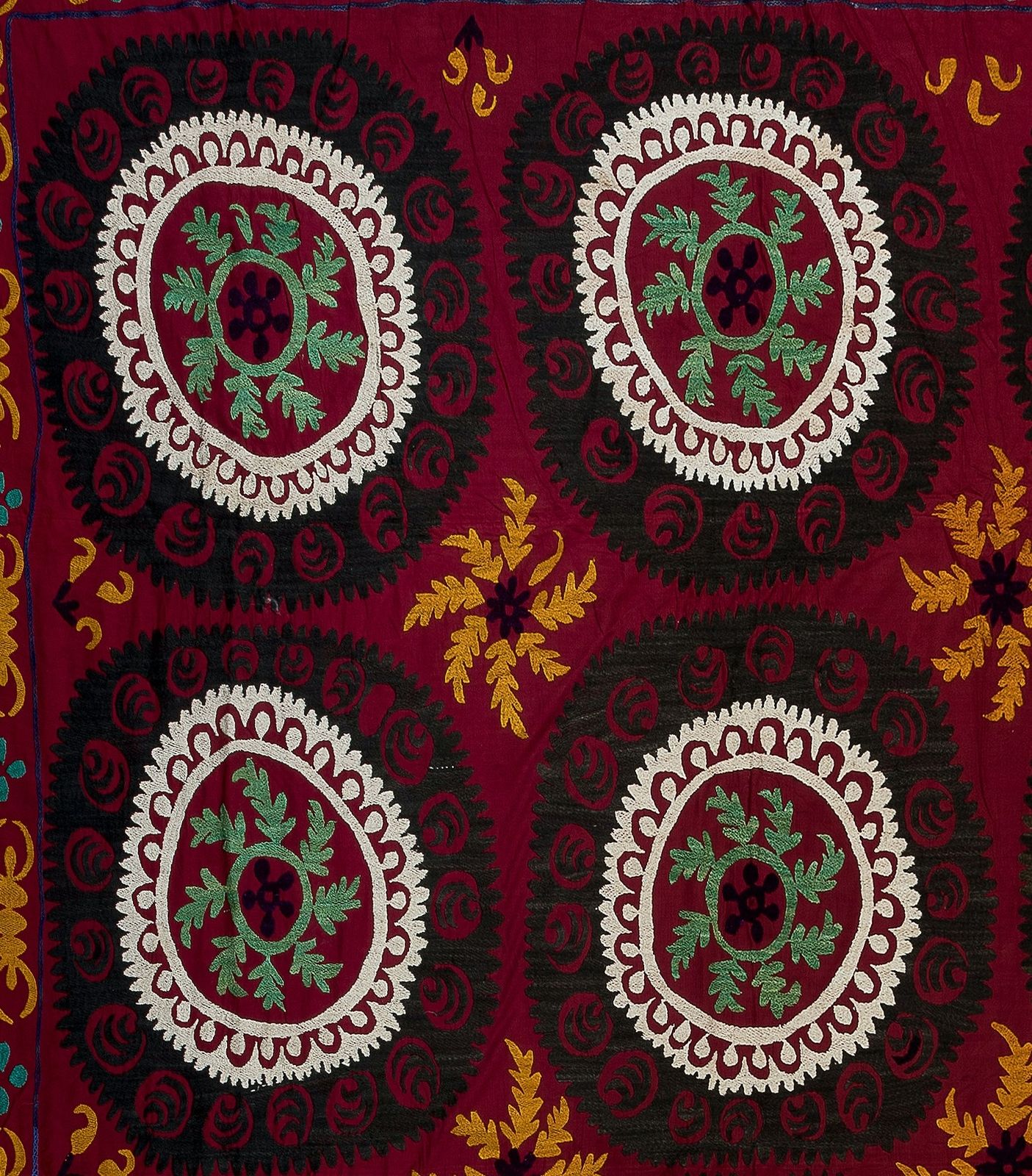 7.4x9.4 Ft Vintage Silk Hand Embroidery Bed Cover, Uzbek Suzani Wall Hanging photo Textiles