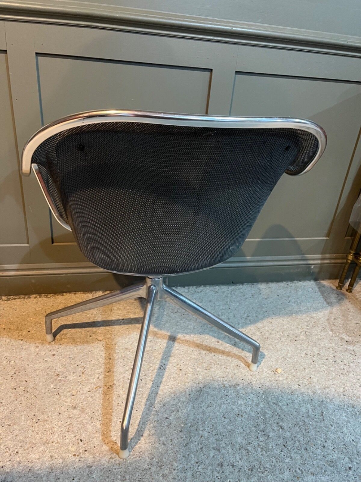 Leather Swivel Chair By B&B Italia Luta Chair Designed By  Antonio Citterio photo vinterior