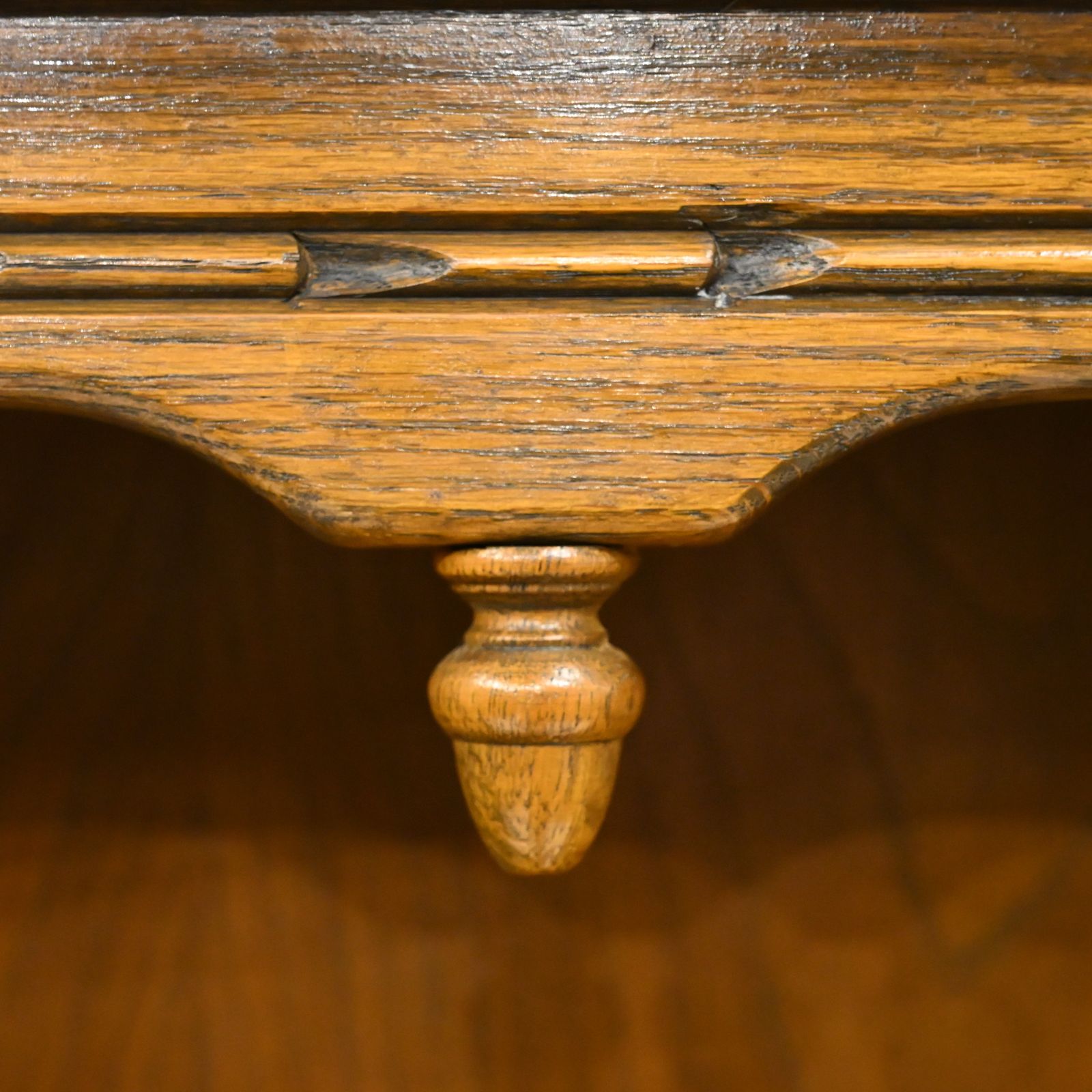Old Charm Oak Dresser In Light Oak Finish Tudor Style 4ft 6" W Free Uk Delivery photo buy
