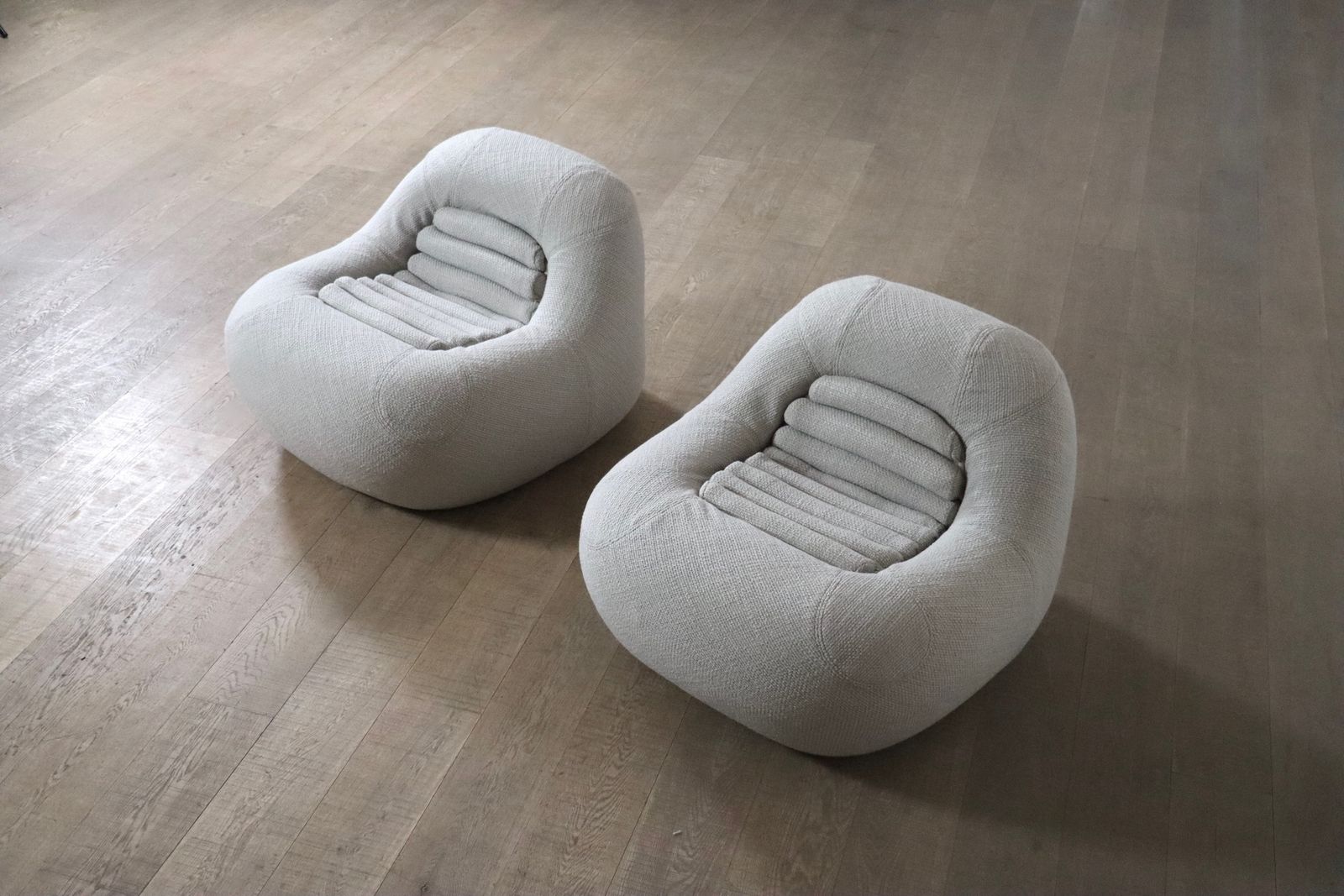 Pair Of Carrera Lounge Chairs By De Pas D’urbino & Lomazzi For Bbb Bonacina photo for sale