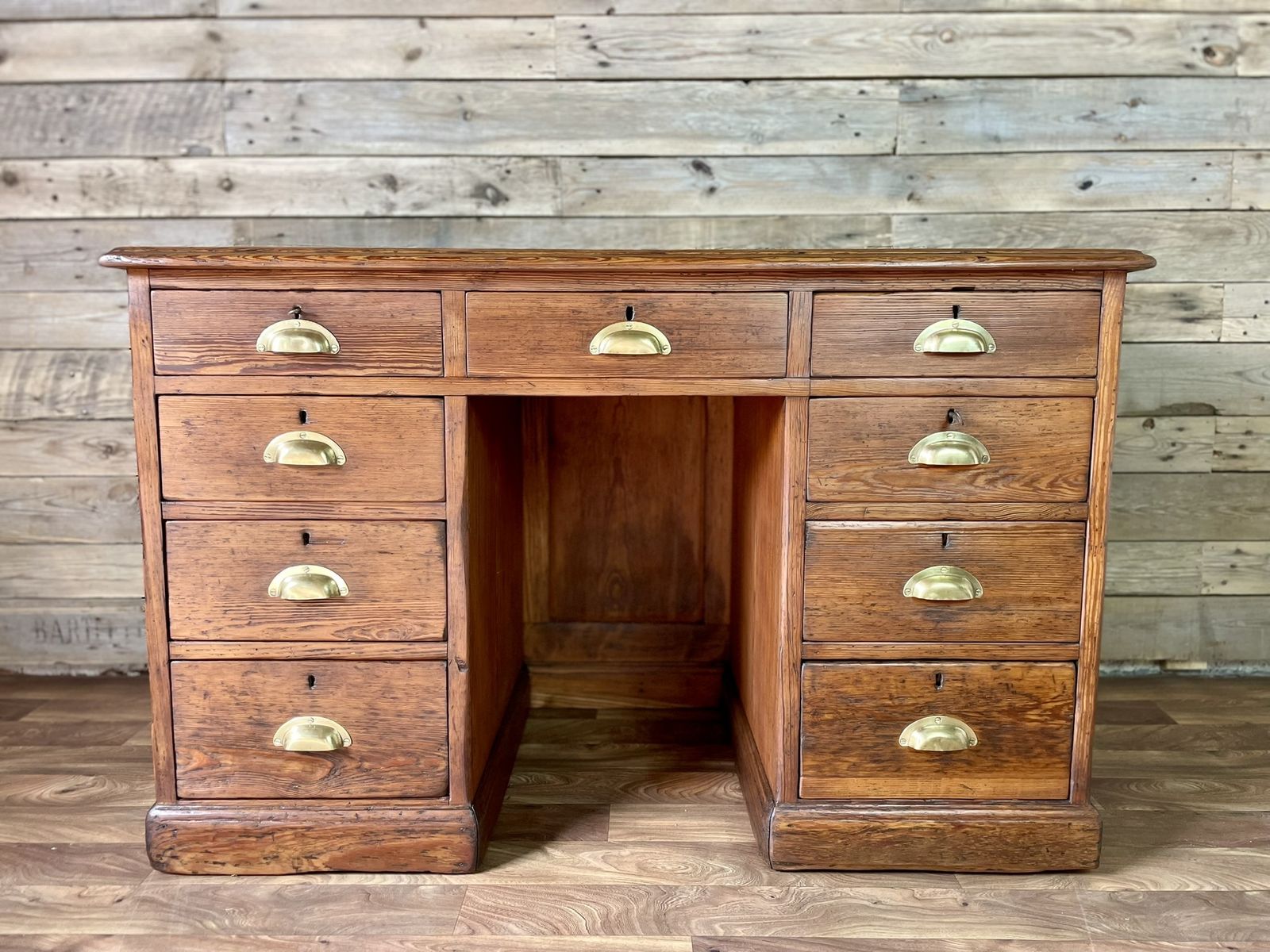 photo vintage Antique Pitch Pine Panelled Headmasters School Desk 9 Drawers 2 Keys