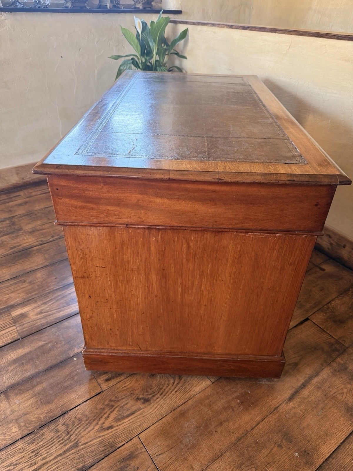 Furniture Fine Original Georgian Antique Brown Leather Writing Pedestal Desk Circa 1800's photo