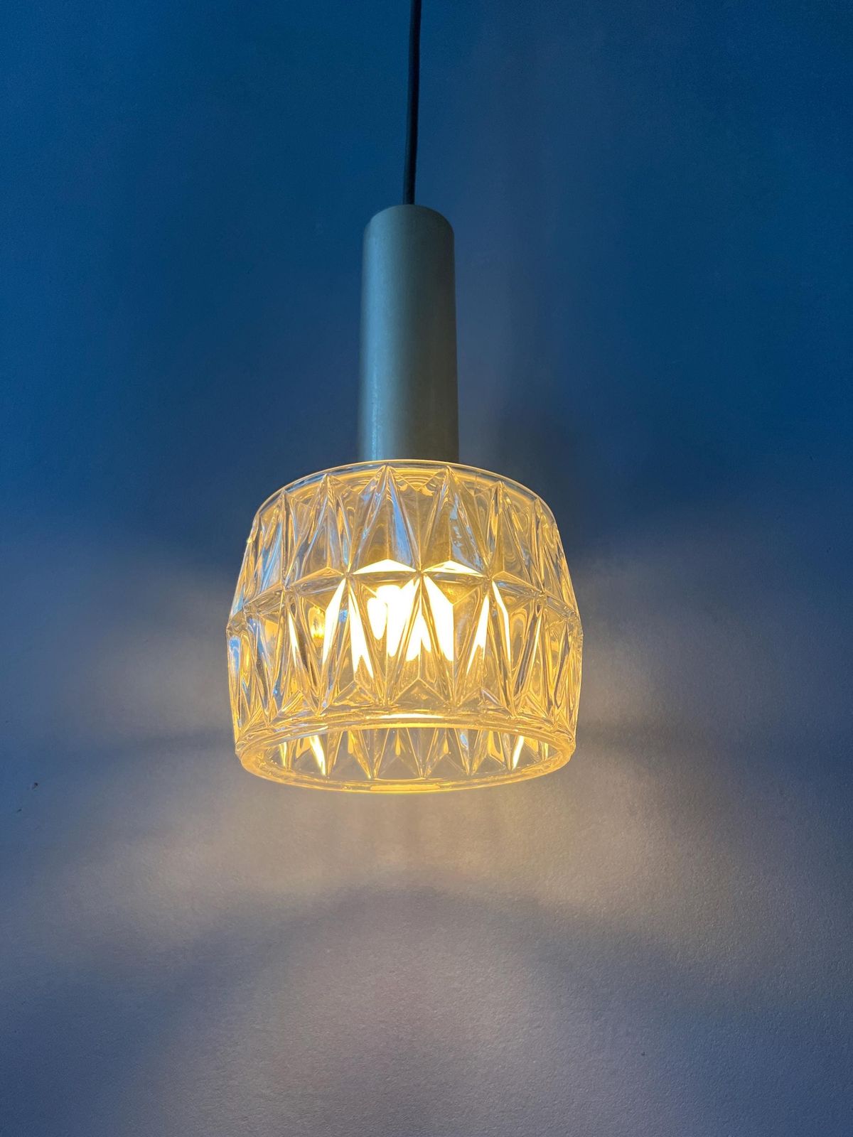 Mid Century Kristalglazen Hanglamp photo furniture
