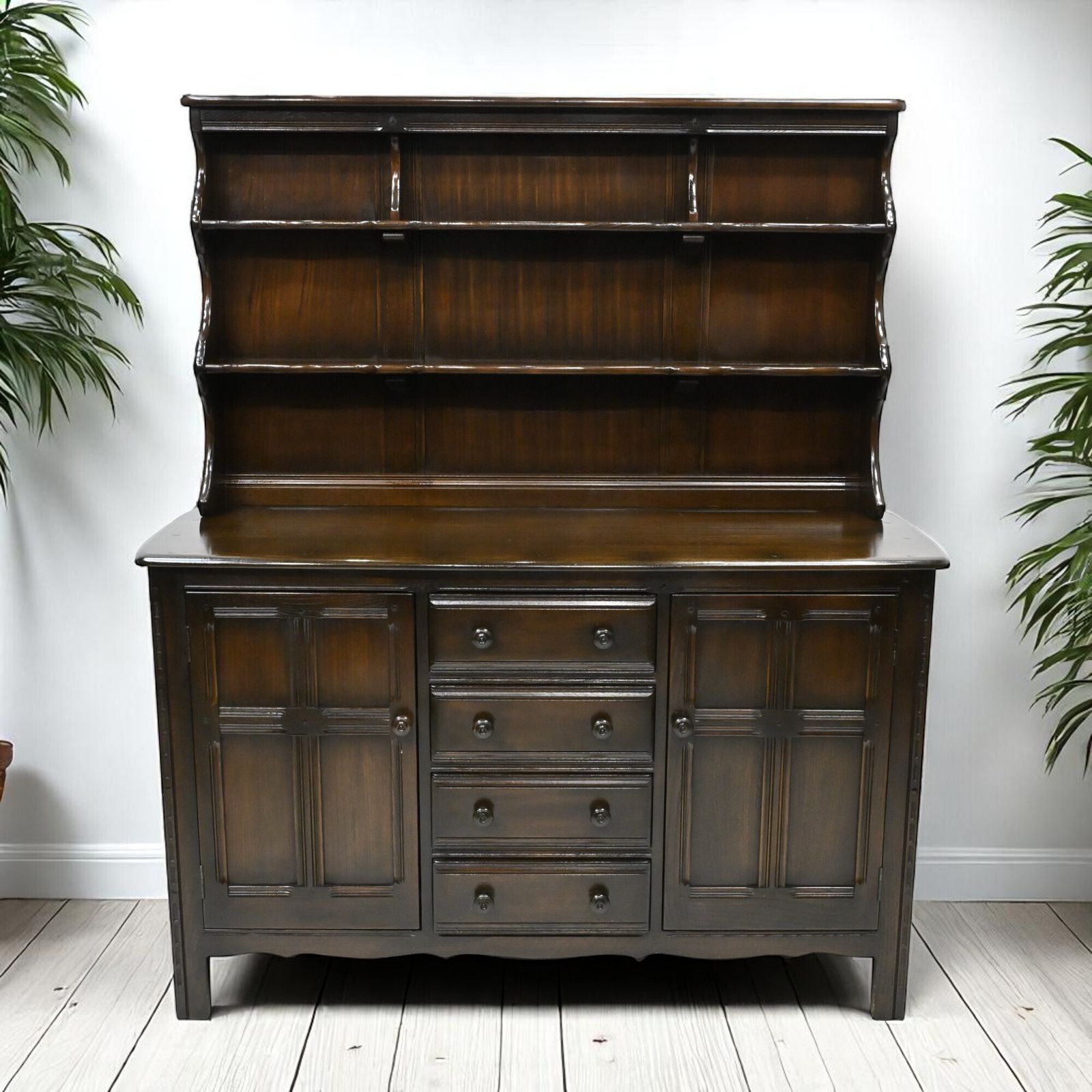 Ercol Kitchen/Dining Room Dresser 4 Drawers Free Uk Delivery*