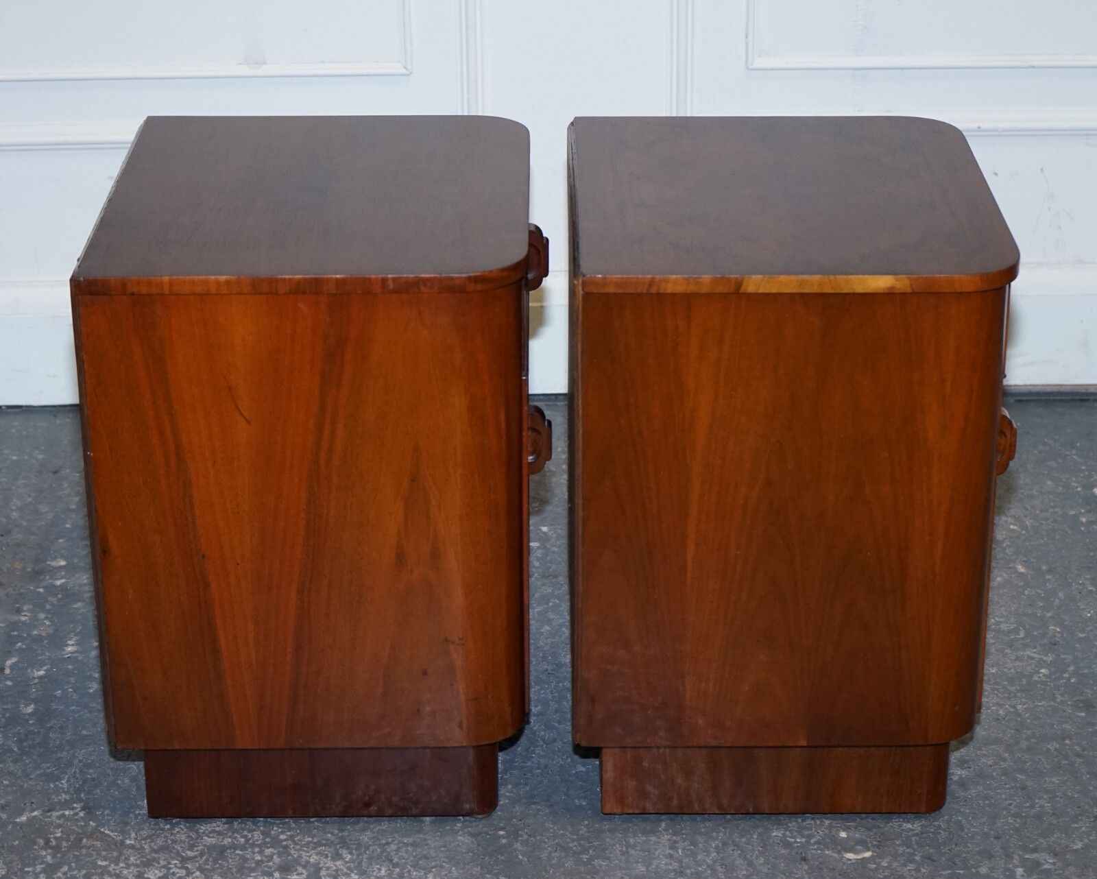 photo vintage Pair Of 1930's Art Deco Burr Walnut Bedside Tables Nightstands Drawer & Cupboard